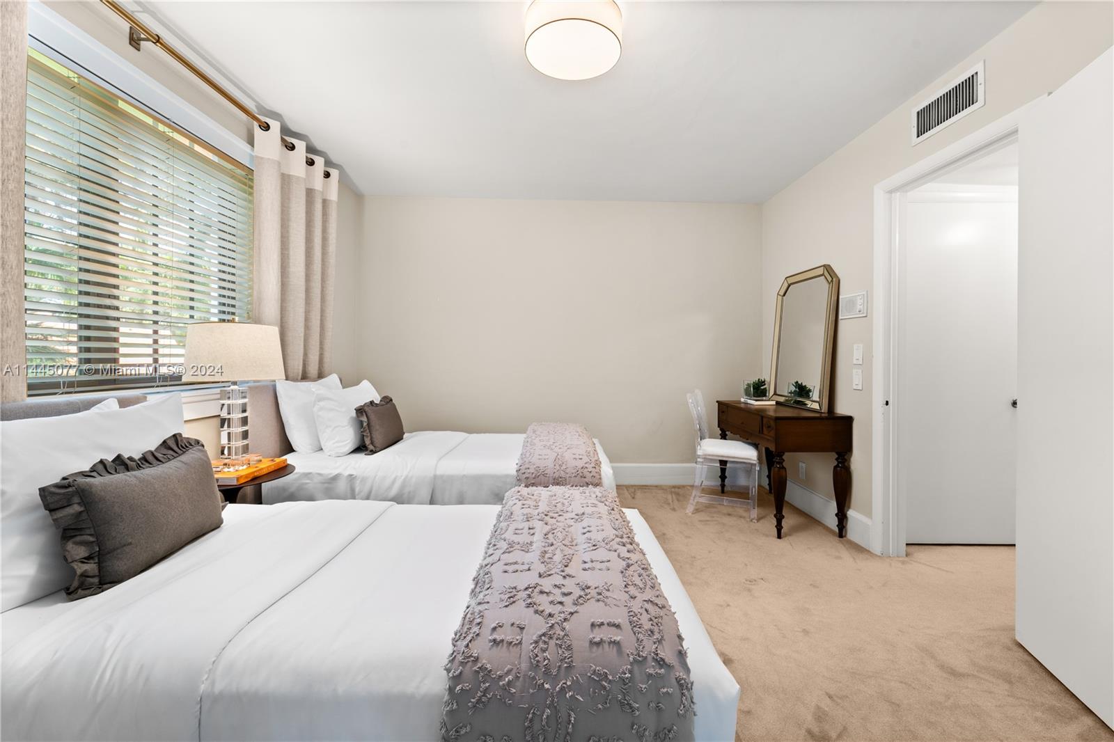 2716 Granada Blvd, Coral Gables, FL, 33134 United States, 6 Bedrooms Bedrooms, ,5 BathroomsBathrooms,Residential,For Sale,Granada Blvd,A11445077