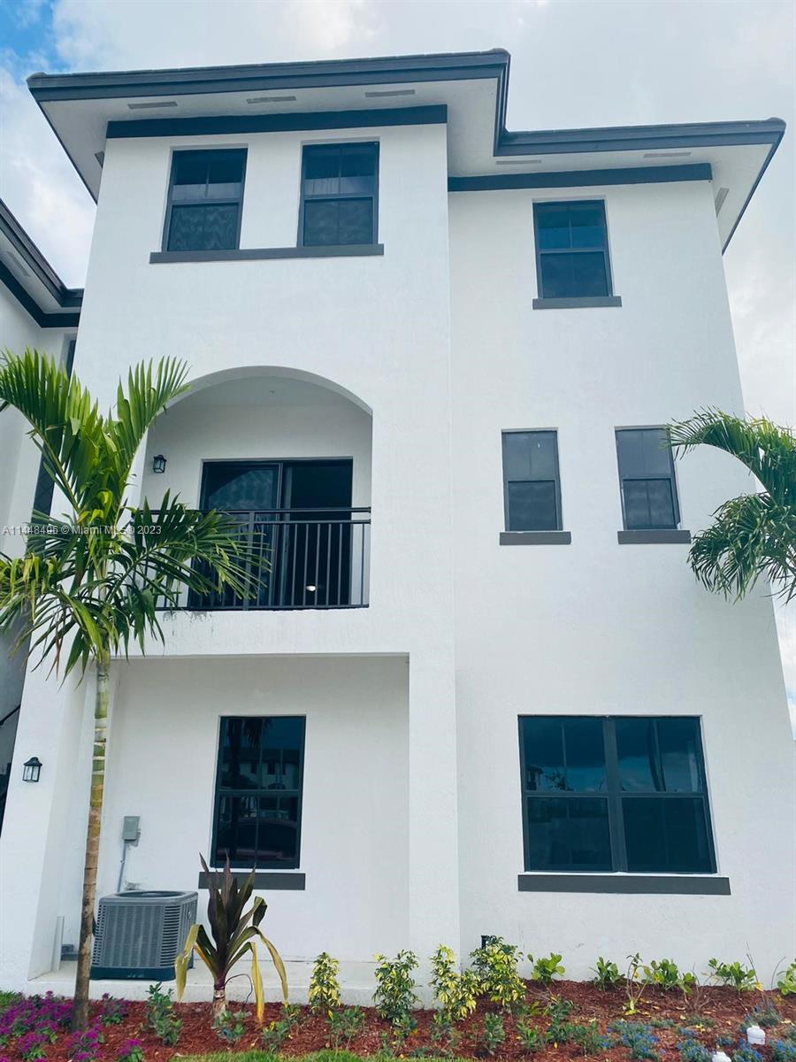 15520 136th St, Miami, FL, 33196 United States, 3 Bedrooms Bedrooms, ,2 BathroomsBathrooms,Residential,For Sale,136th St,A11448406