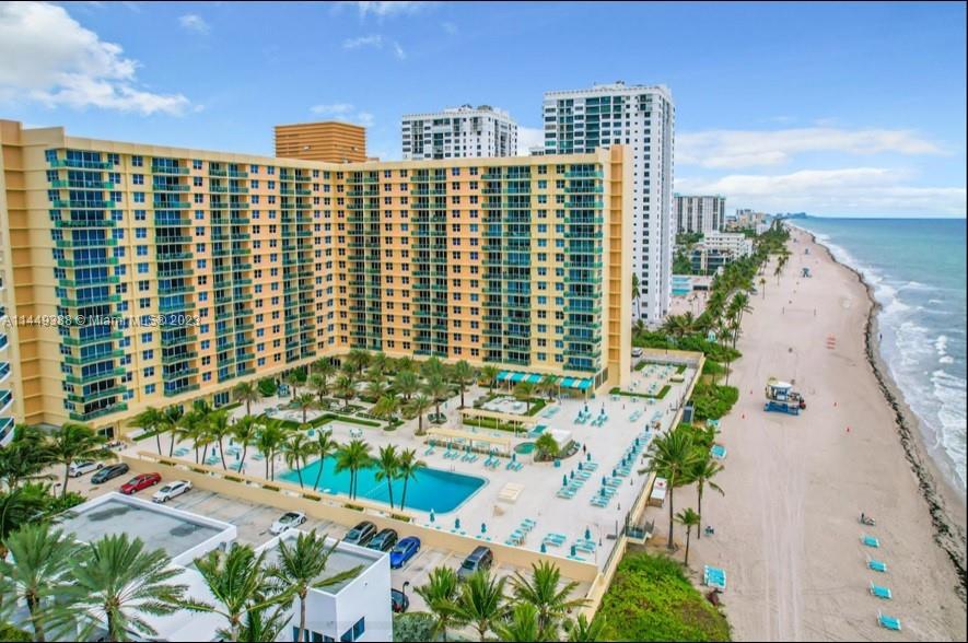 2501 Ocean Dr, Hollywood, FL, 33019 United States, 1 Bedroom Bedrooms, ,1 BathroomBathrooms,Residential,For Sale,Ocean Dr,A11449388