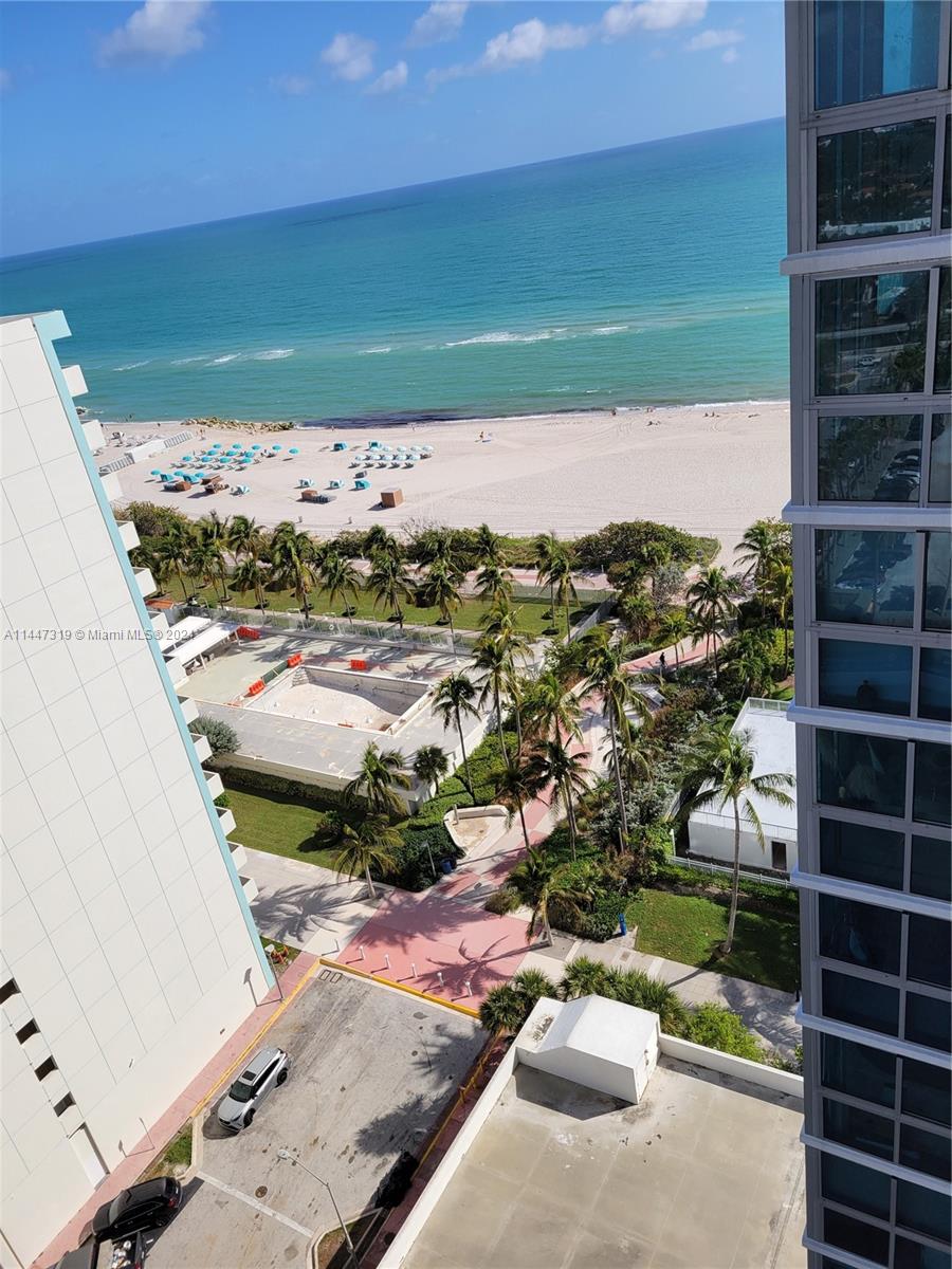 2655 Collins Ave, Miami Beach, FL, 33140 United States, 1 Bedroom Bedrooms, ,1 BathroomBathrooms,Residential,For Sale,Collins Ave,A11447319