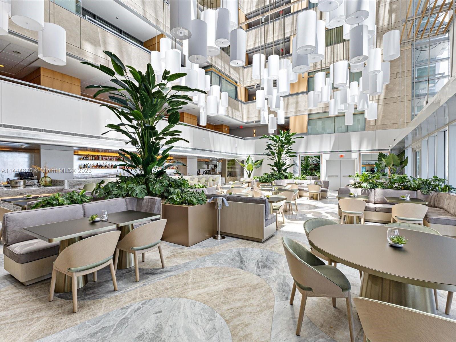 Restaurant & bar on Sky Lobby