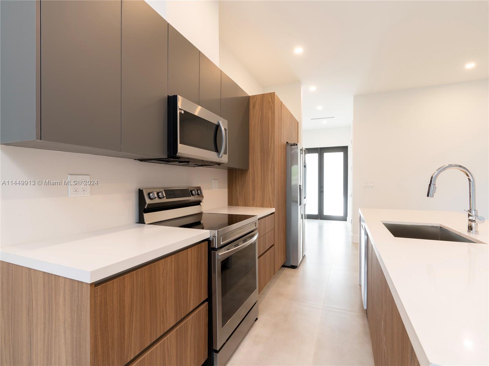 1118 10th Ave, Fort Lauderdale, FL, 33304 United States, 3 Bedrooms Bedrooms, ,2 BathroomsBathrooms,Residential,For Sale,10th Ave,A11449913