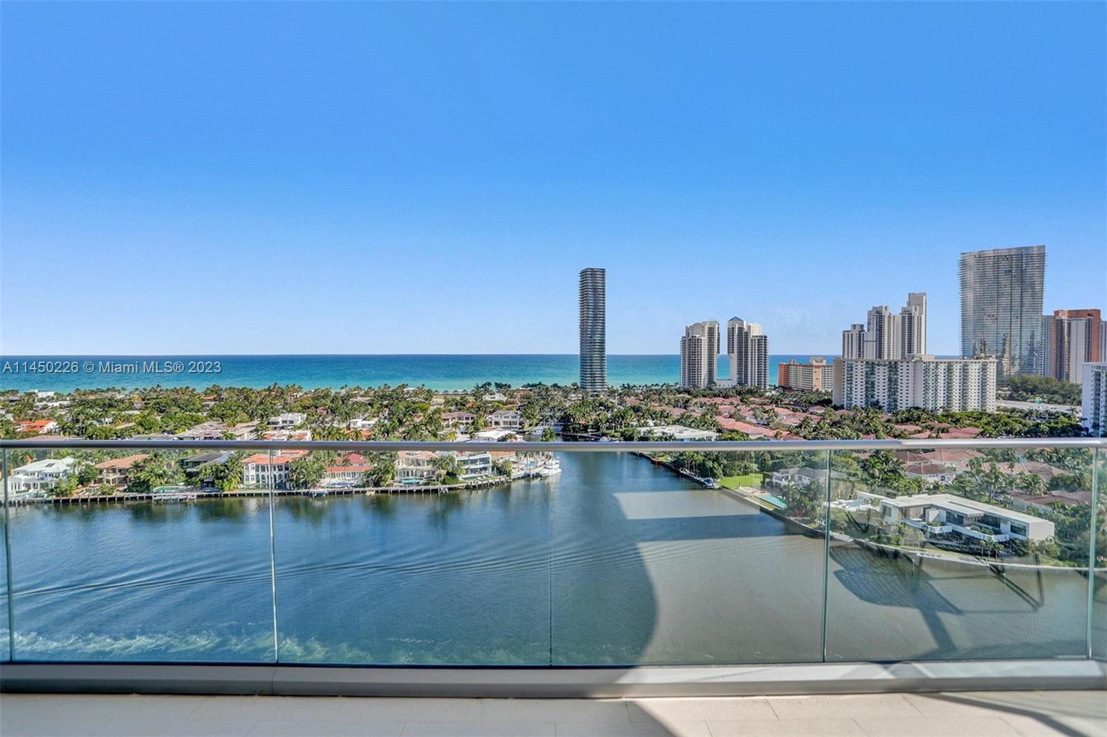 19707 Turnberry Way, Aventura, FL, 33180 United States, 2 Bedrooms Bedrooms, ,2 BathroomsBathrooms,Residential,For Sale,Turnberry Way,A11450226