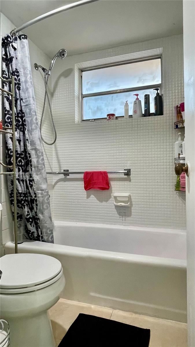 251 187th St, Miami, FL, 33179 United States, 1 Bedroom Bedrooms, ,1 BathroomBathrooms,Residential,For Sale,187th St,A11450107