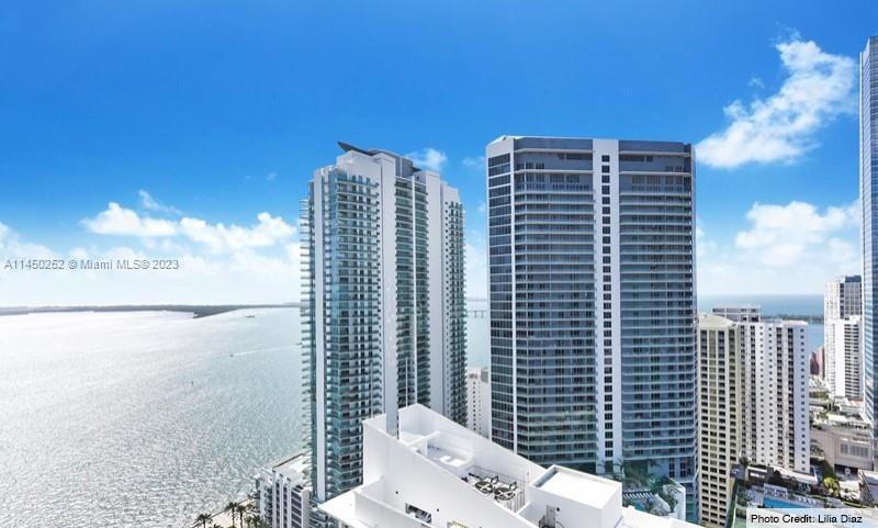 1200 Brickell Bay Dr, Miami, FL, 33131 United States, 1 Bedroom Bedrooms, ,1 BathroomBathrooms,Residential,For Sale,Brickell Bay Dr,A11450252