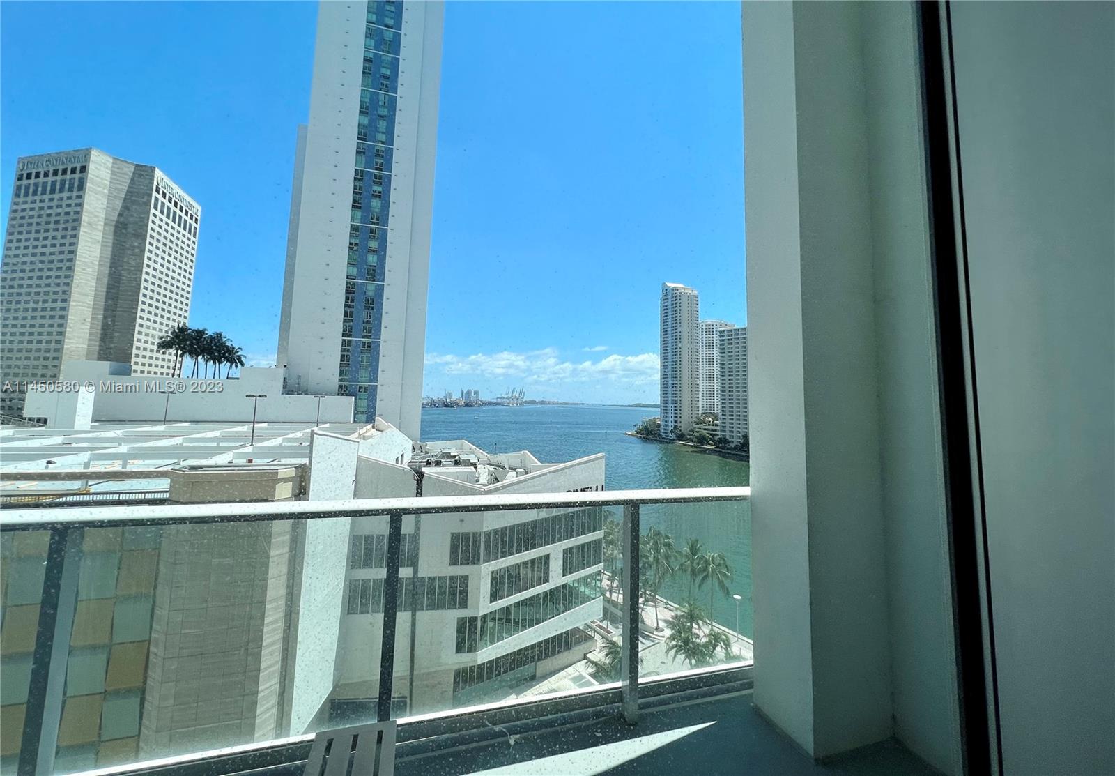 300 S Biscayne Blvd Loft 1024, Miami, Florida 33131, 1 Bedroom Bedrooms, ,1 BathroomBathrooms,Residential,For Sale,300 S Biscayne Blvd Loft 1024,A11450580