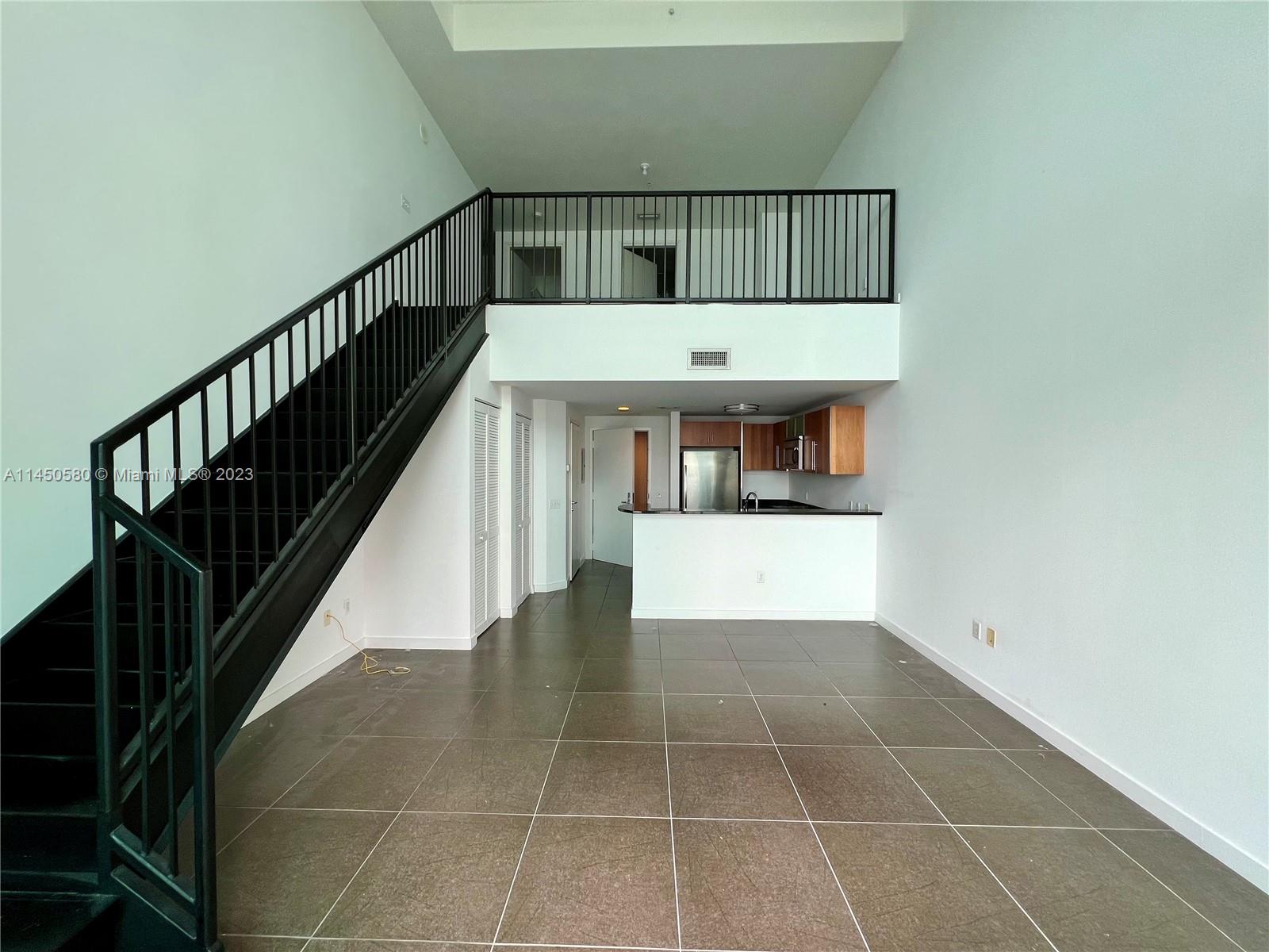 300 S Biscayne Blvd Loft 1024, Miami, Florida 33131, 1 Bedroom Bedrooms, ,1 BathroomBathrooms,Residential,For Sale,300 S Biscayne Blvd Loft 1024,A11450580