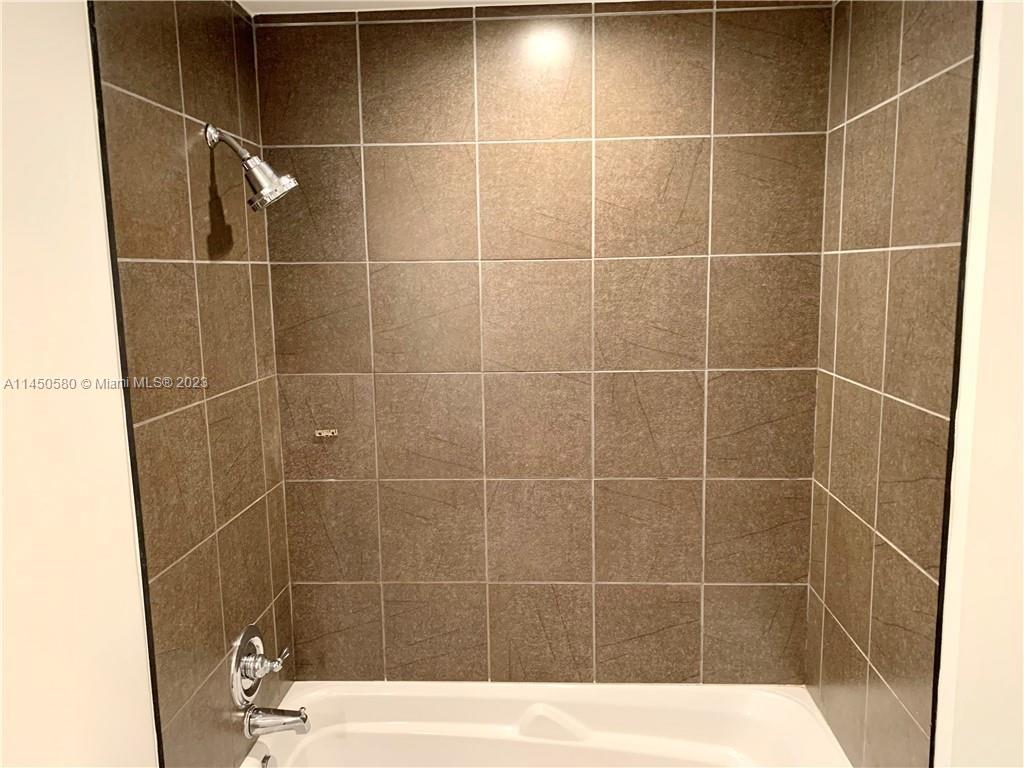 300 S Biscayne Blvd Loft 1024, Miami, Florida 33131, 1 Bedroom Bedrooms, ,1 BathroomBathrooms,Residential,For Sale,300 S Biscayne Blvd Loft 1024,A11450580