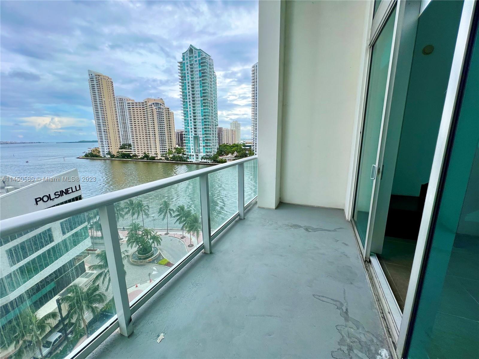 300 S Biscayne Blvd Loft 1024, Miami, Florida 33131, 1 Bedroom Bedrooms, ,1 BathroomBathrooms,Residential,For Sale,300 S Biscayne Blvd Loft 1024,A11450580