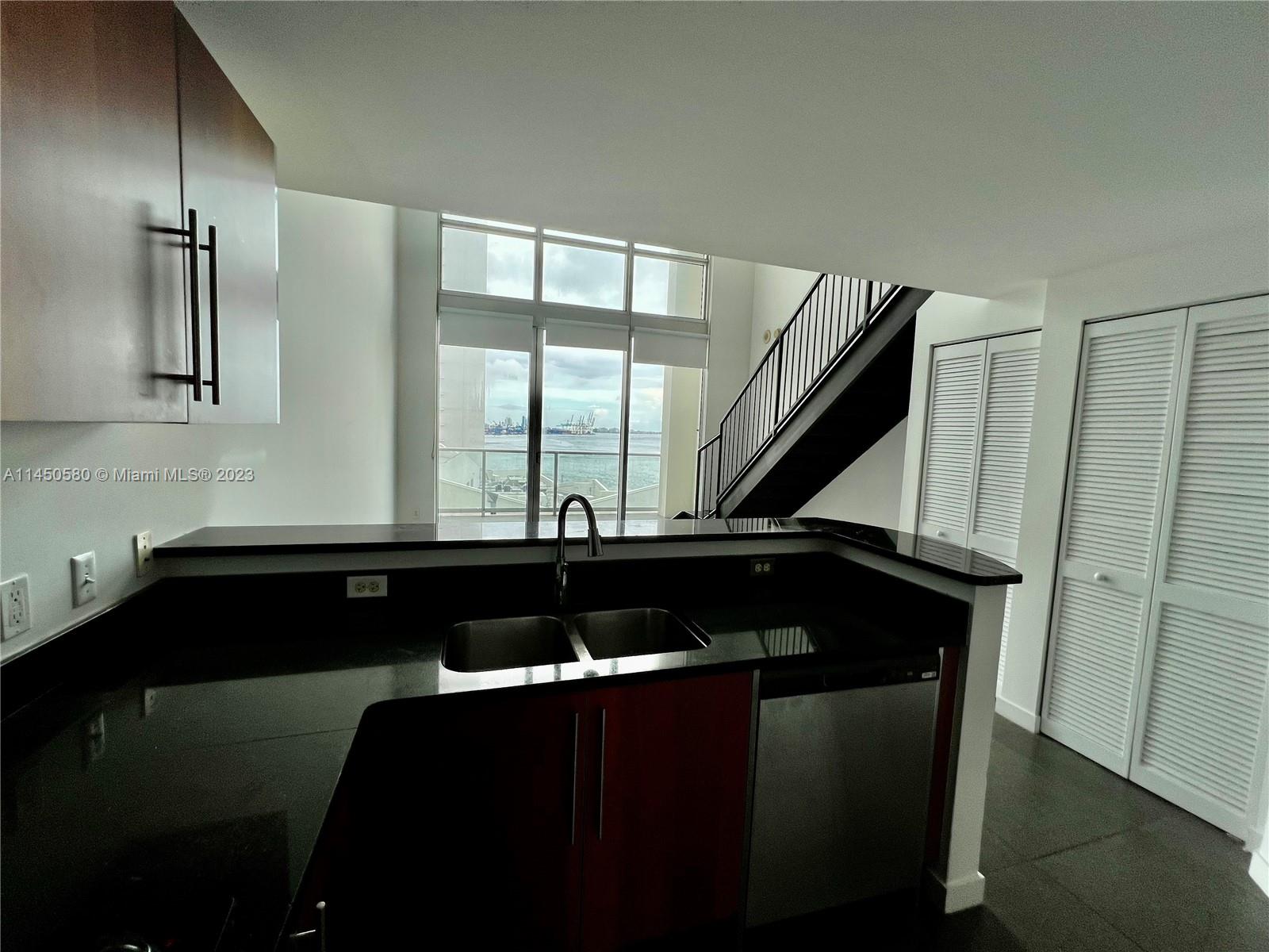 300 S Biscayne Blvd Loft 1024, Miami, Florida 33131, 1 Bedroom Bedrooms, ,1 BathroomBathrooms,Residential,For Sale,300 S Biscayne Blvd Loft 1024,A11450580