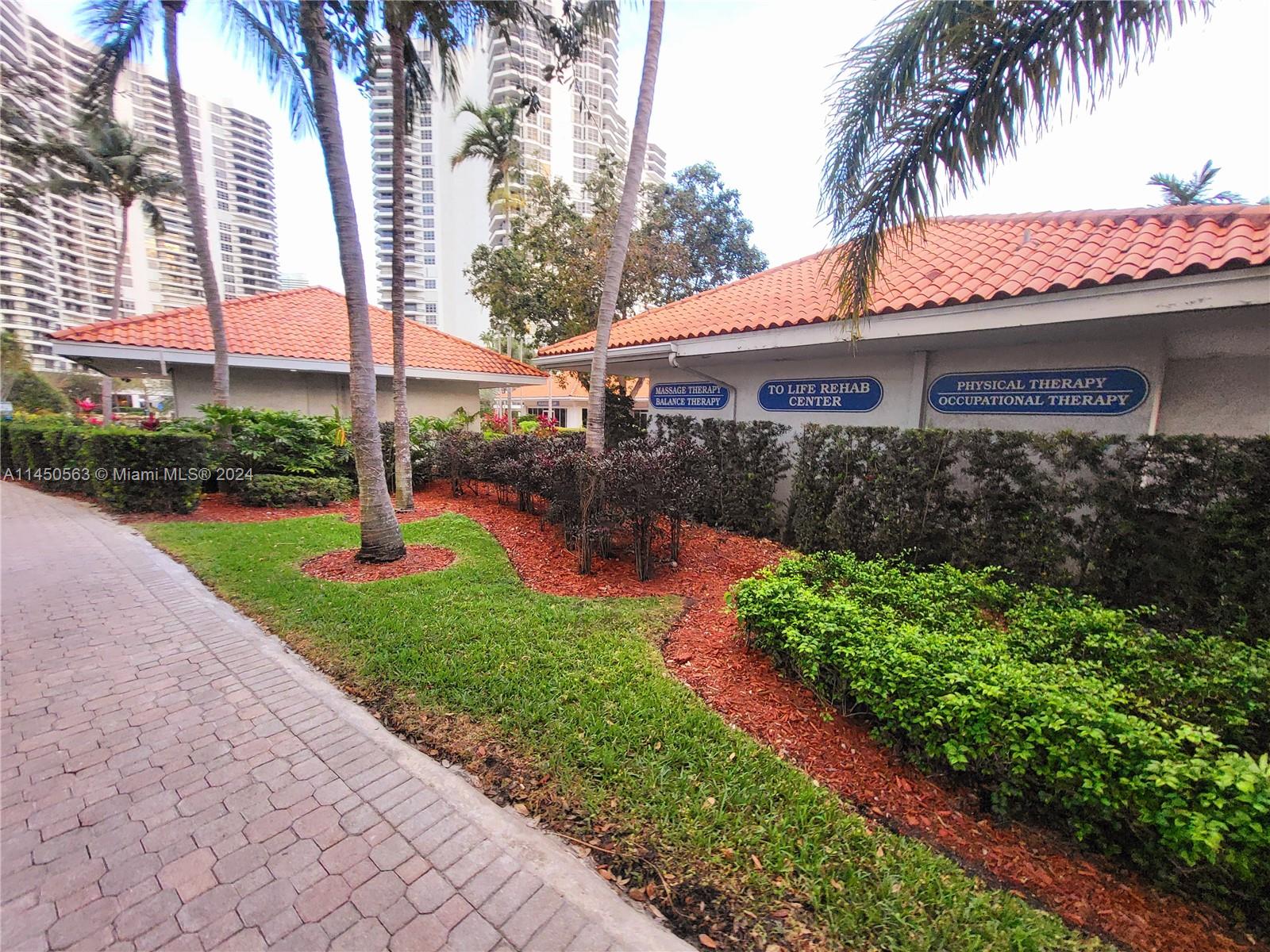 3500 Mystic Pointe Dr, Aventura, FL, 33180 United States, 2 Bedrooms Bedrooms, ,2 BathroomsBathrooms,Residential,For Sale,Mystic Pointe Dr,A11450563