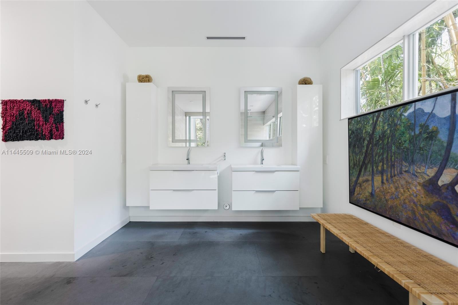 2132 Tigertail Ave, Miami, FL, 33133 United States, 5 Bedrooms Bedrooms, ,5 BathroomsBathrooms,Residential,For Sale,Tigertail Ave,A11445509