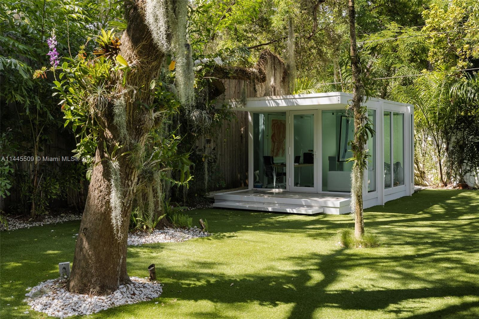 2132 Tigertail Ave, Miami, FL, 33133 United States, 5 Bedrooms Bedrooms, ,5 BathroomsBathrooms,Residential,For Sale,Tigertail Ave,A11445509