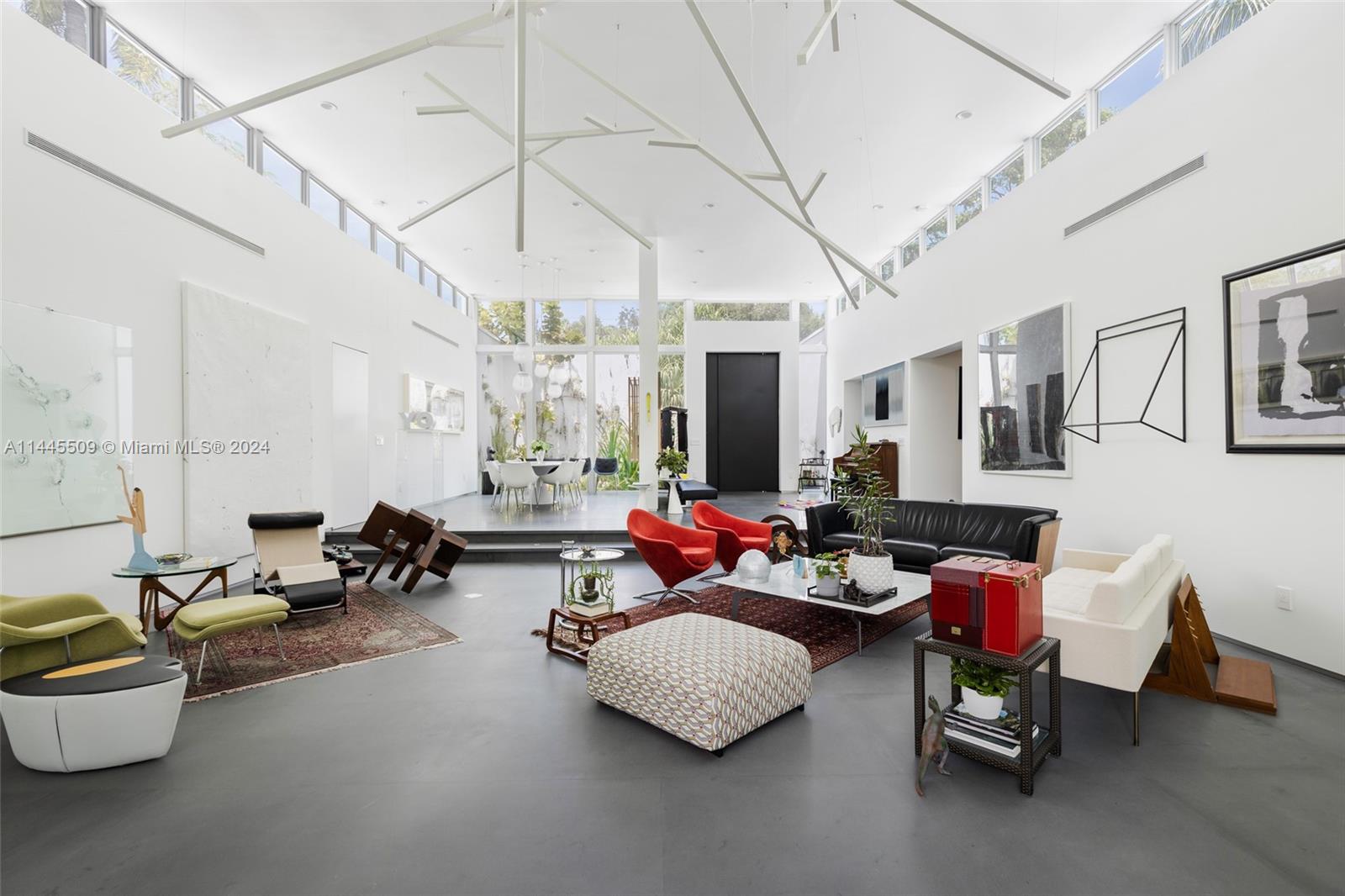 2132 Tigertail Ave, Miami, FL, 33133 United States, 5 Bedrooms Bedrooms, ,5 BathroomsBathrooms,Residential,For Sale,Tigertail Ave,A11445509