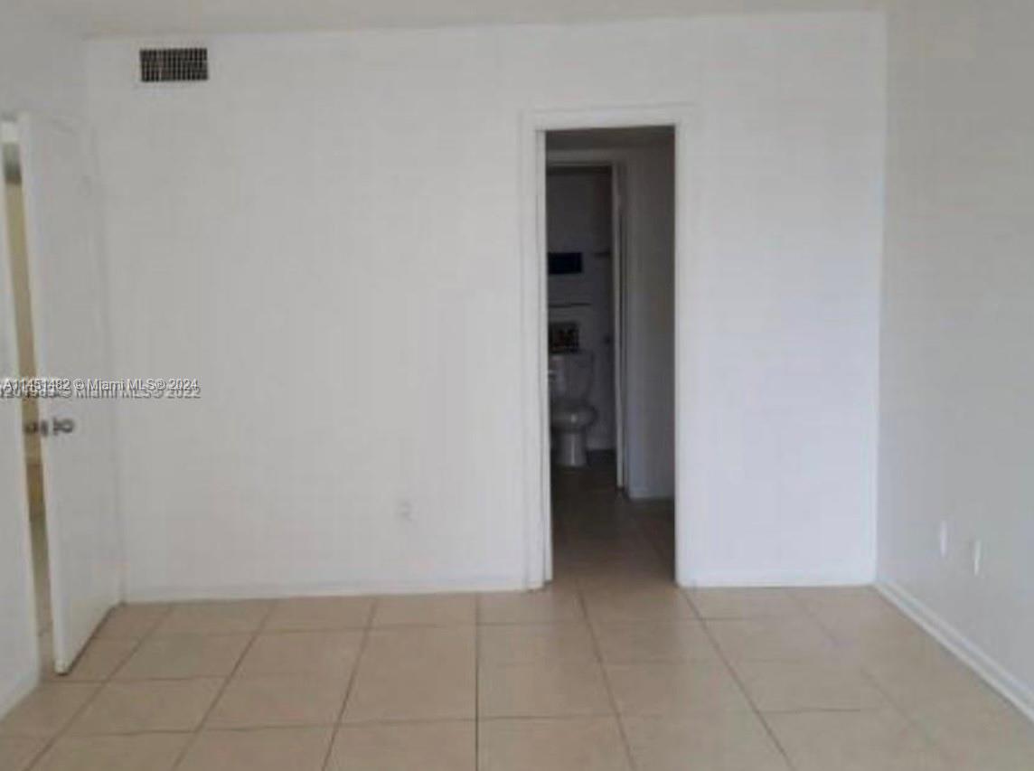 484 165th Street Rd, Miami, FL, 33169 United States, 1 Bedroom Bedrooms, ,1 BathroomBathrooms,Residential,For Sale,165th Street Rd,A11451482