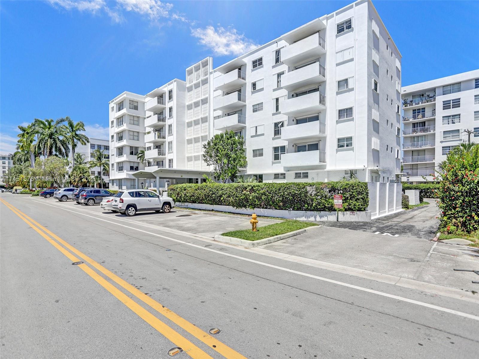 1075 92nd St 504, Bay Harbor Islands, Florida 33154, 1 Bedroom Bedrooms, ,2 BathroomsBathrooms,Residential,For Sale,1075 92nd St 504,A11451576