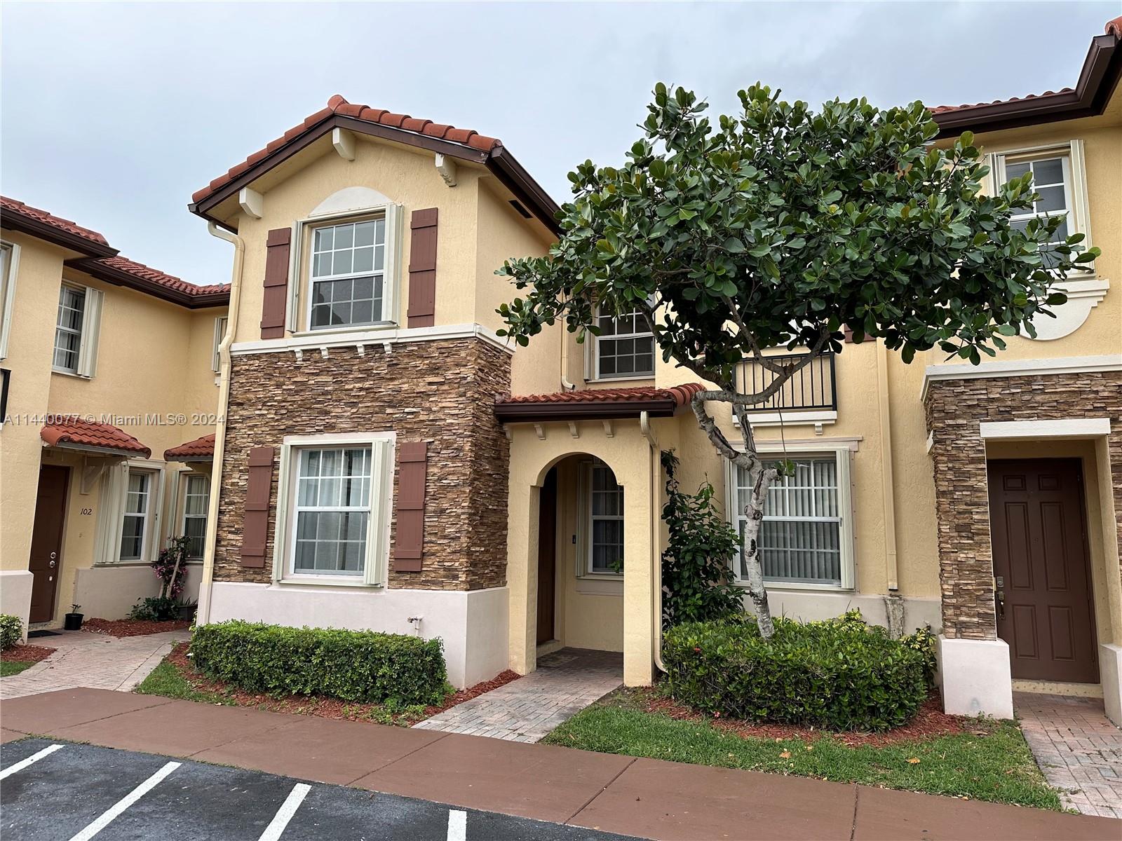 1570 NE 33rd Rd 104-11, Homestead, Florida 33033, 3 Bedrooms Bedrooms, ,2 BathroomsBathrooms,Residential,For Sale,1570 NE 33rd Rd 104-11,A11440077