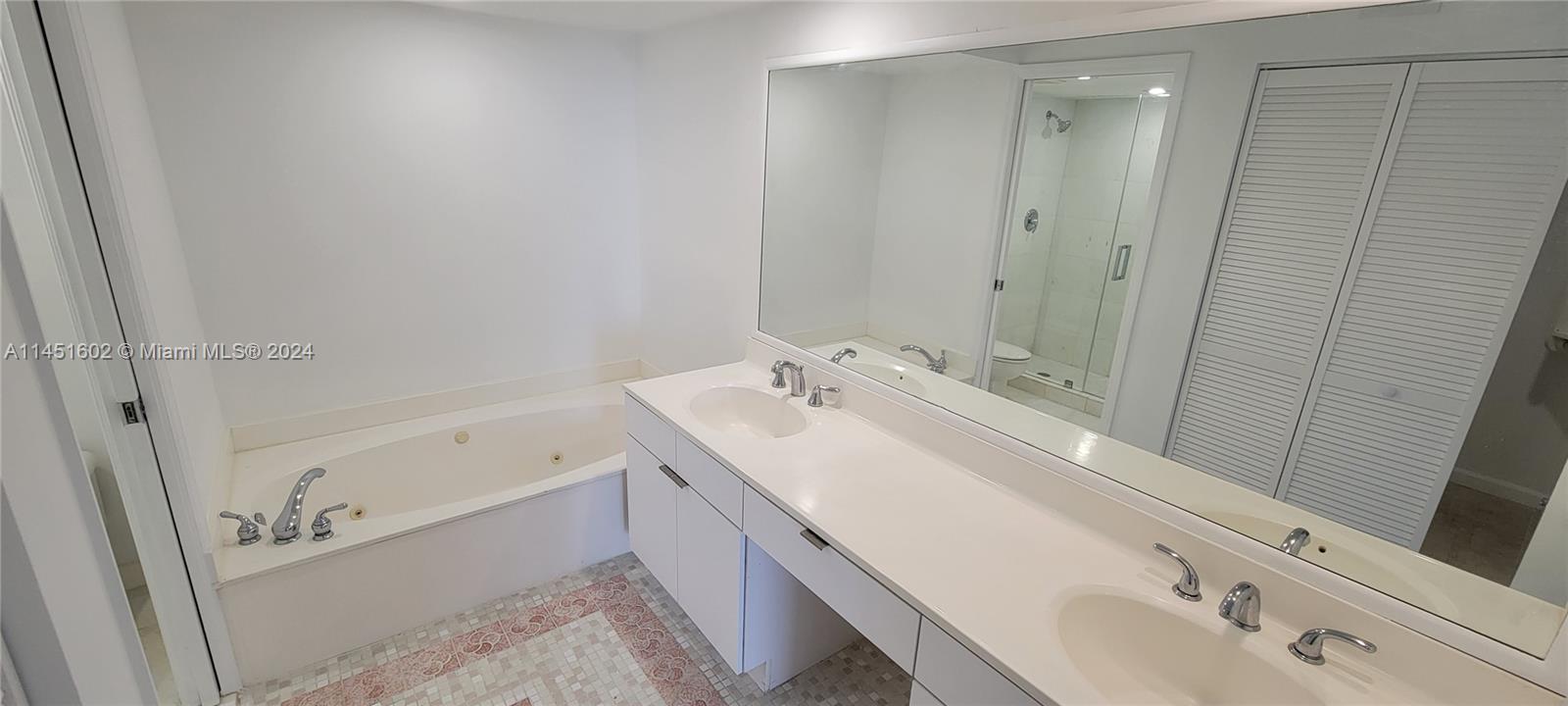 3500 Mystic Pointe Dr, Aventura, FL, 33180 United States, 2 Bedrooms Bedrooms, ,2 BathroomsBathrooms,Residential,For Sale,Mystic Pointe Dr,A11451602