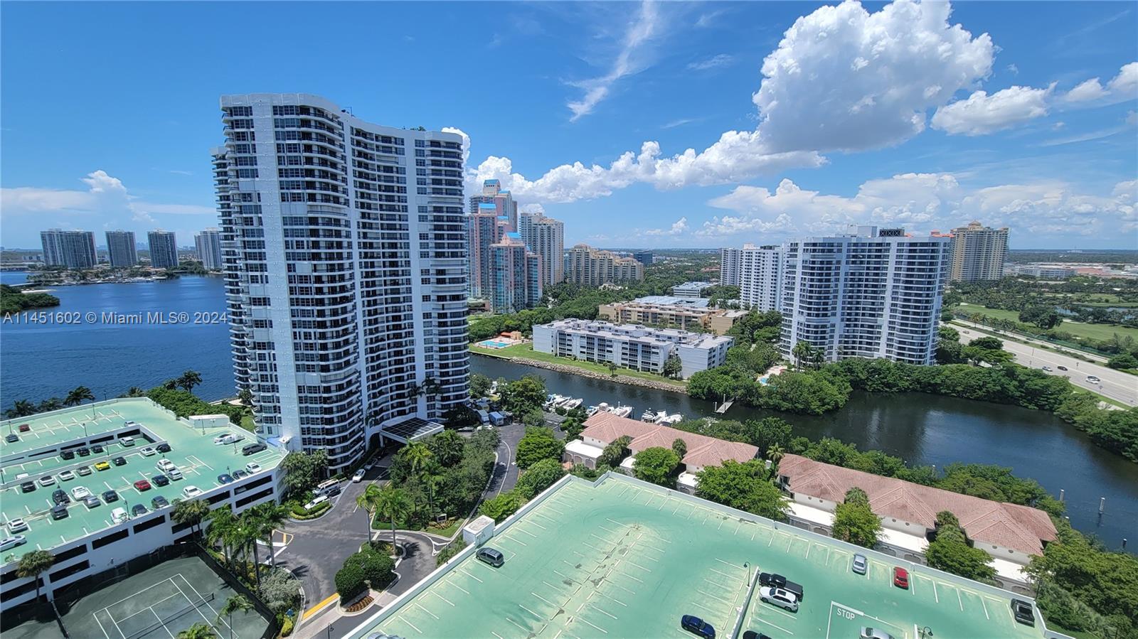 3500 Mystic Pointe Dr, Aventura, FL, 33180 United States, 2 Bedrooms Bedrooms, ,2 BathroomsBathrooms,Residential,For Sale,Mystic Pointe Dr,A11451602