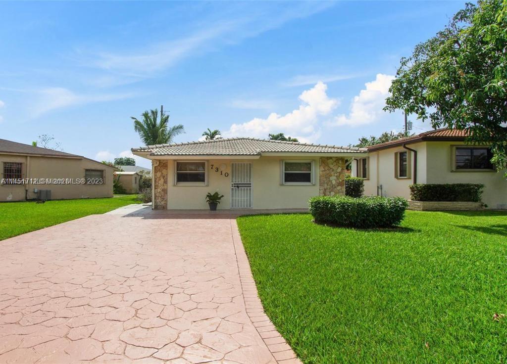 7310 SW 35th St  For Sale A11451712, FL