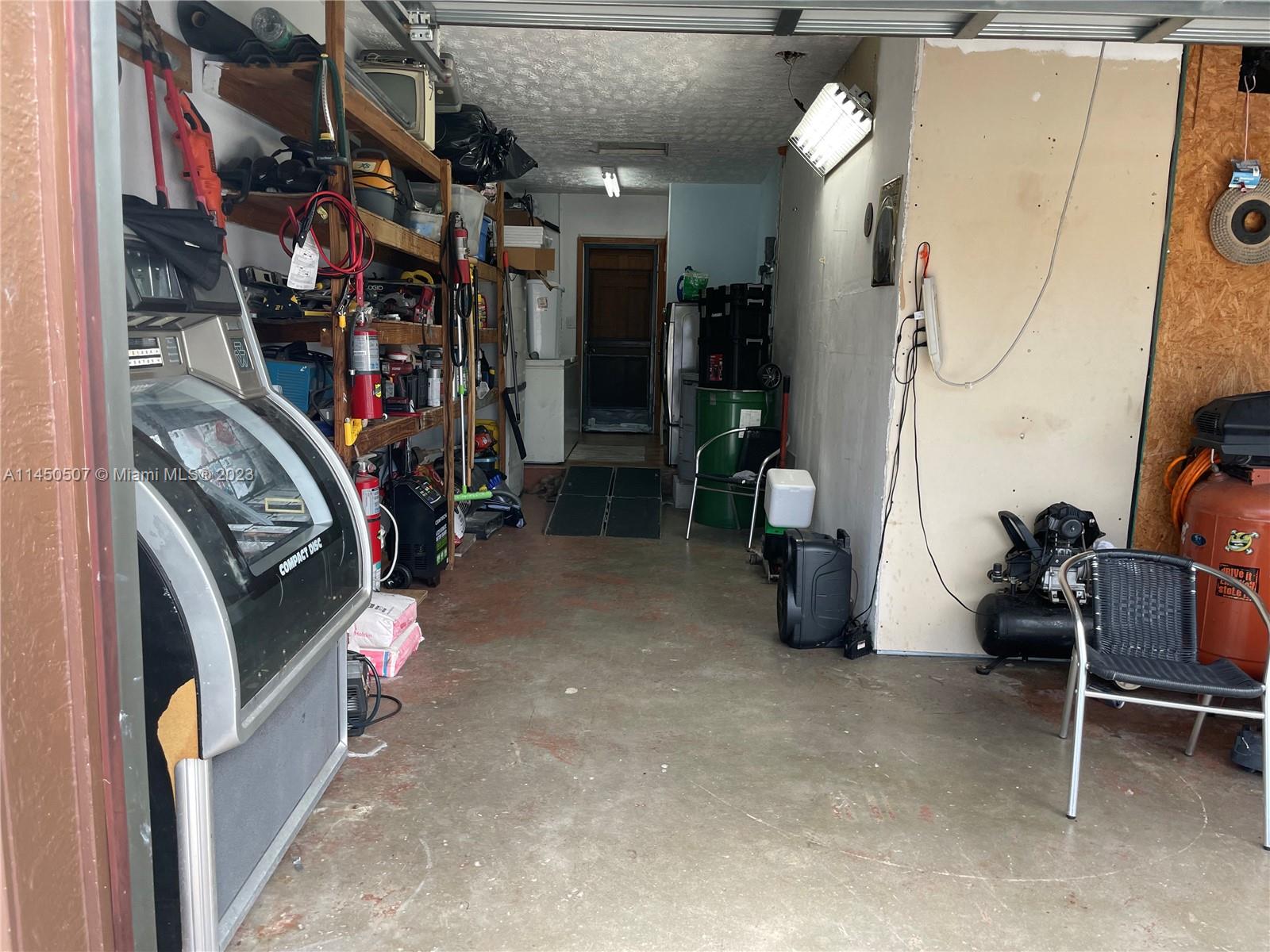 Garage