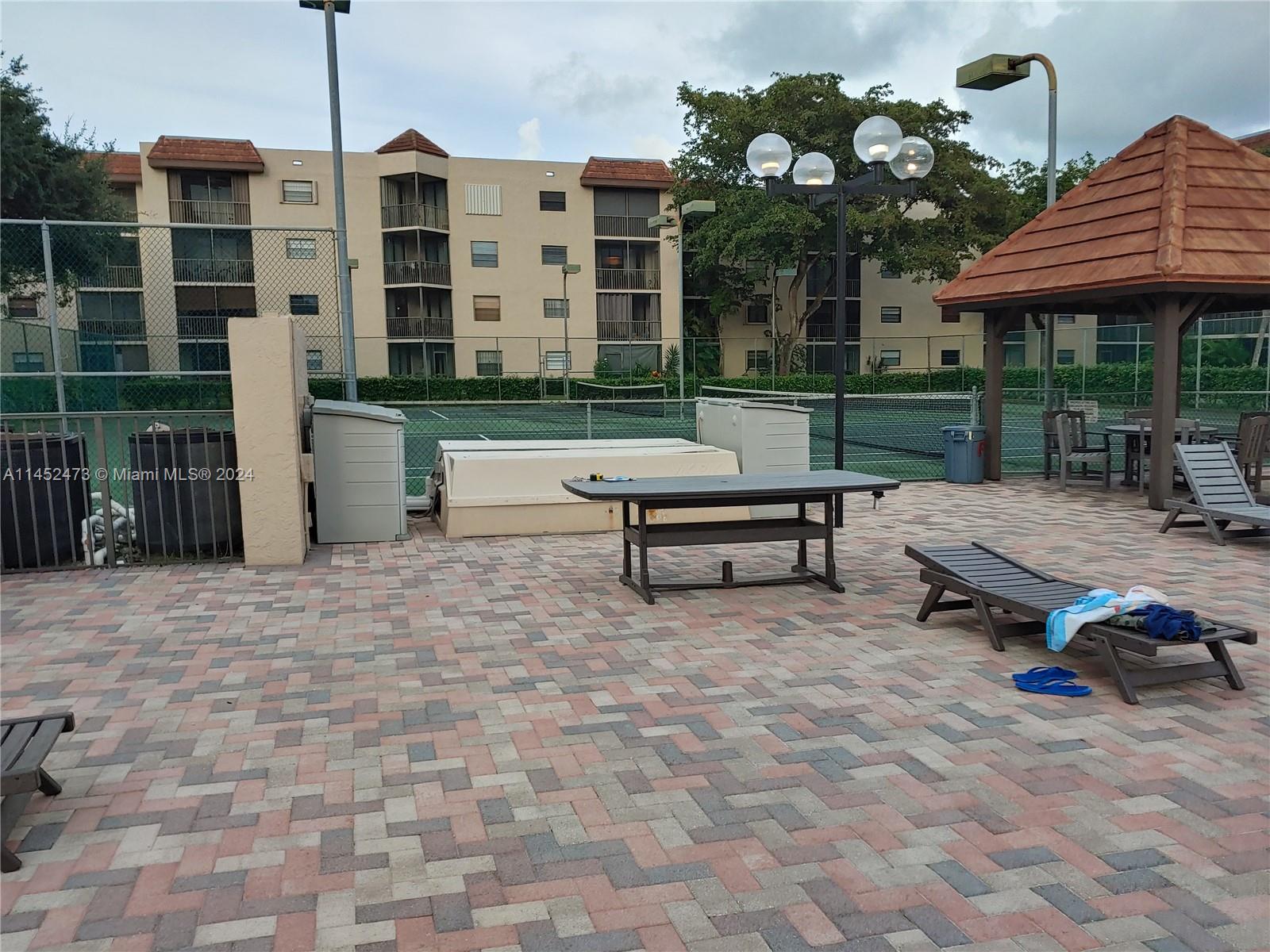 10501 Broward Blvd, Plantation, FL, 33324 United States, 2 Bedrooms Bedrooms, ,2 BathroomsBathrooms,Residential,For Sale,Broward Blvd,A11452473