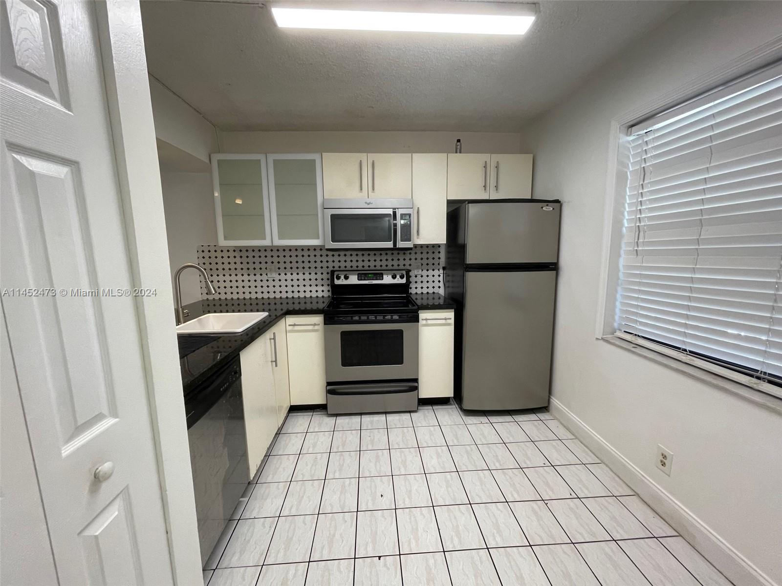 10501 Broward Blvd, Plantation, FL, 33324 United States, 2 Bedrooms Bedrooms, ,2 BathroomsBathrooms,Residential,For Sale,Broward Blvd,A11452473