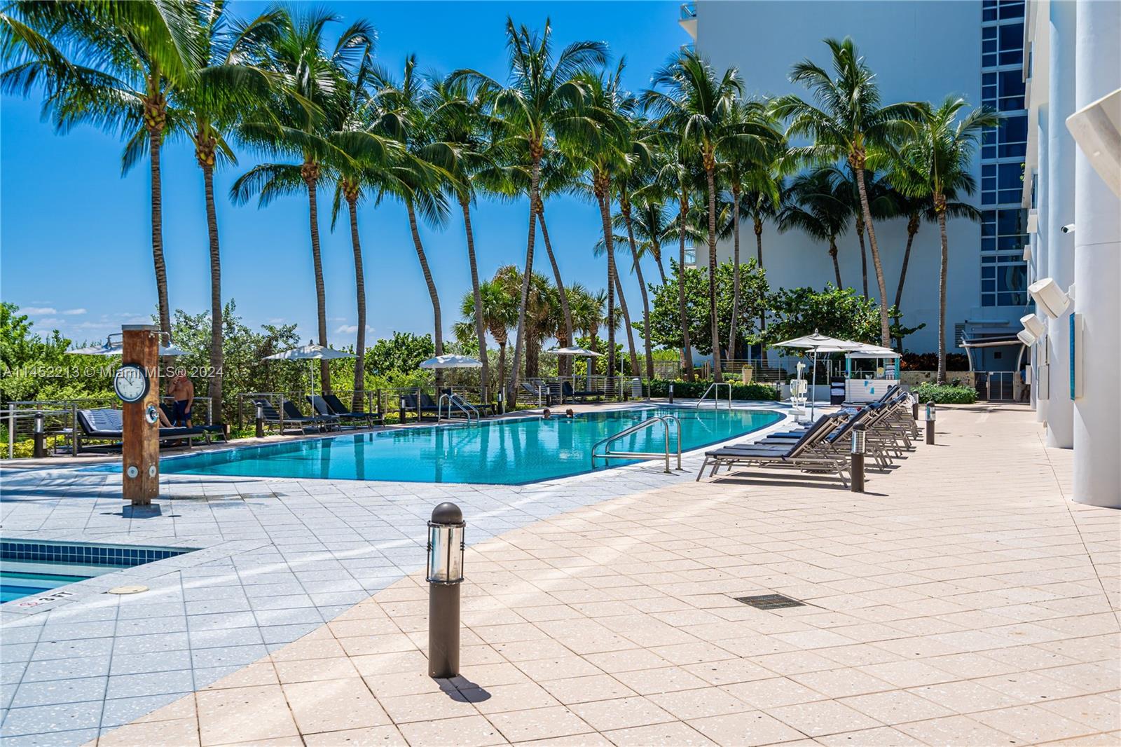 north tower sunrise pool