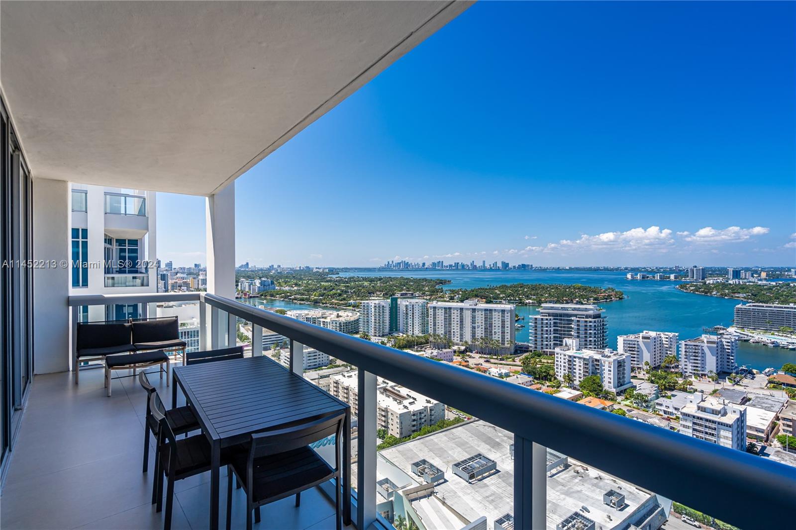 west facing affording spectacular tropical sunset views