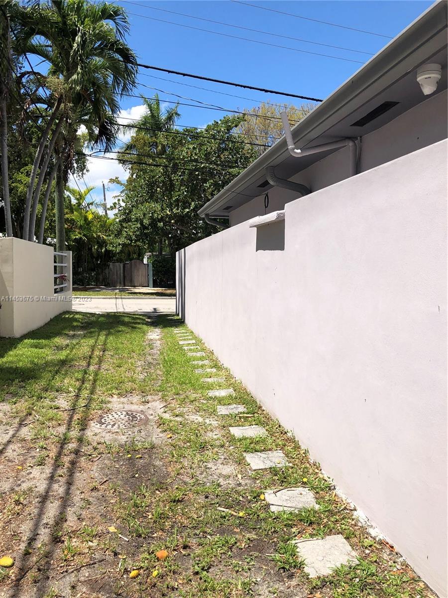 2401 4th Ave, Miami, FL, 33129 United States, 4 Bedrooms Bedrooms, ,3 BathroomsBathrooms,Residential,For Sale,4th Ave,A11453675