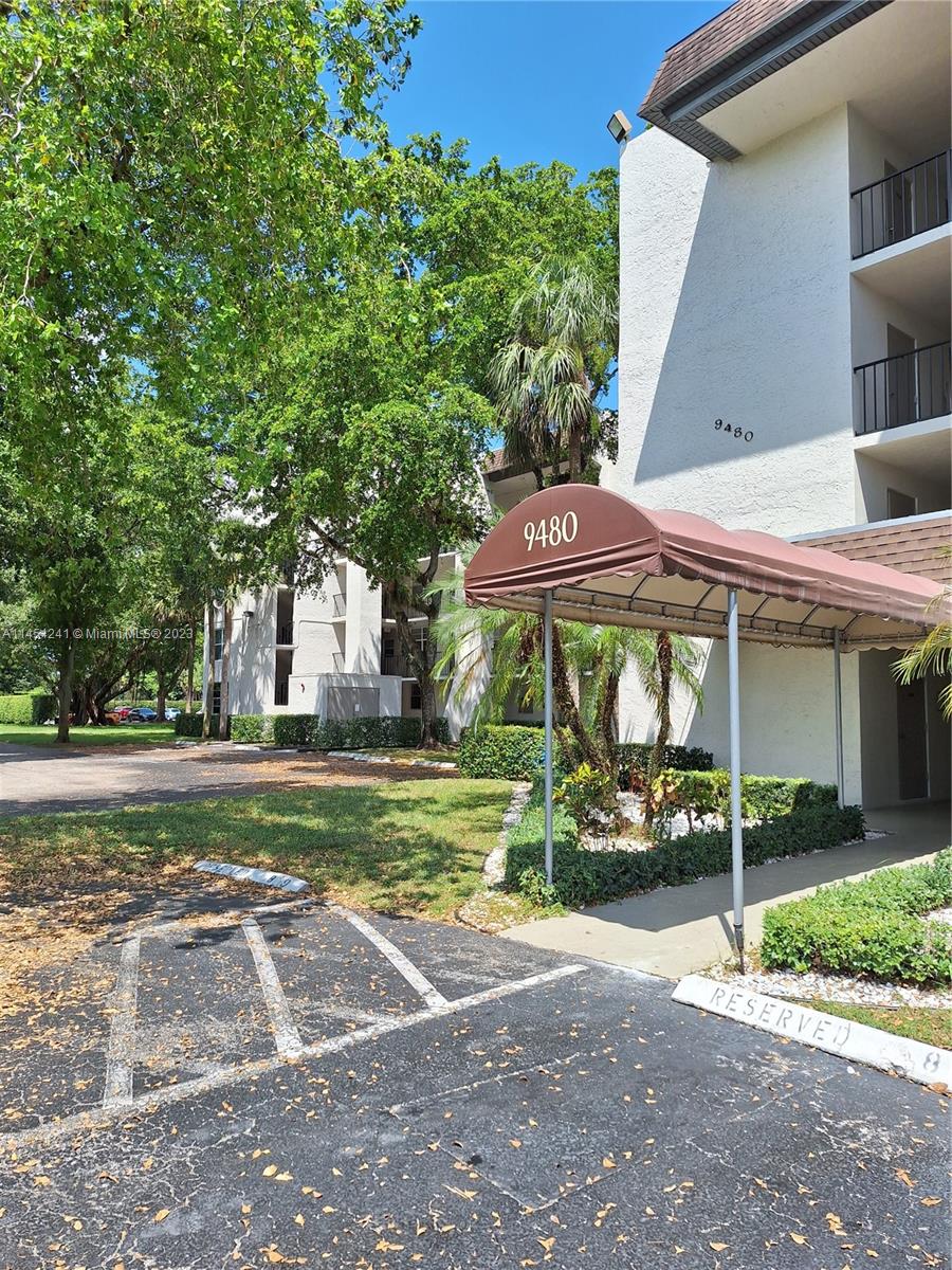 9480  Poinciana Pl #404 For Sale A11454241, FL