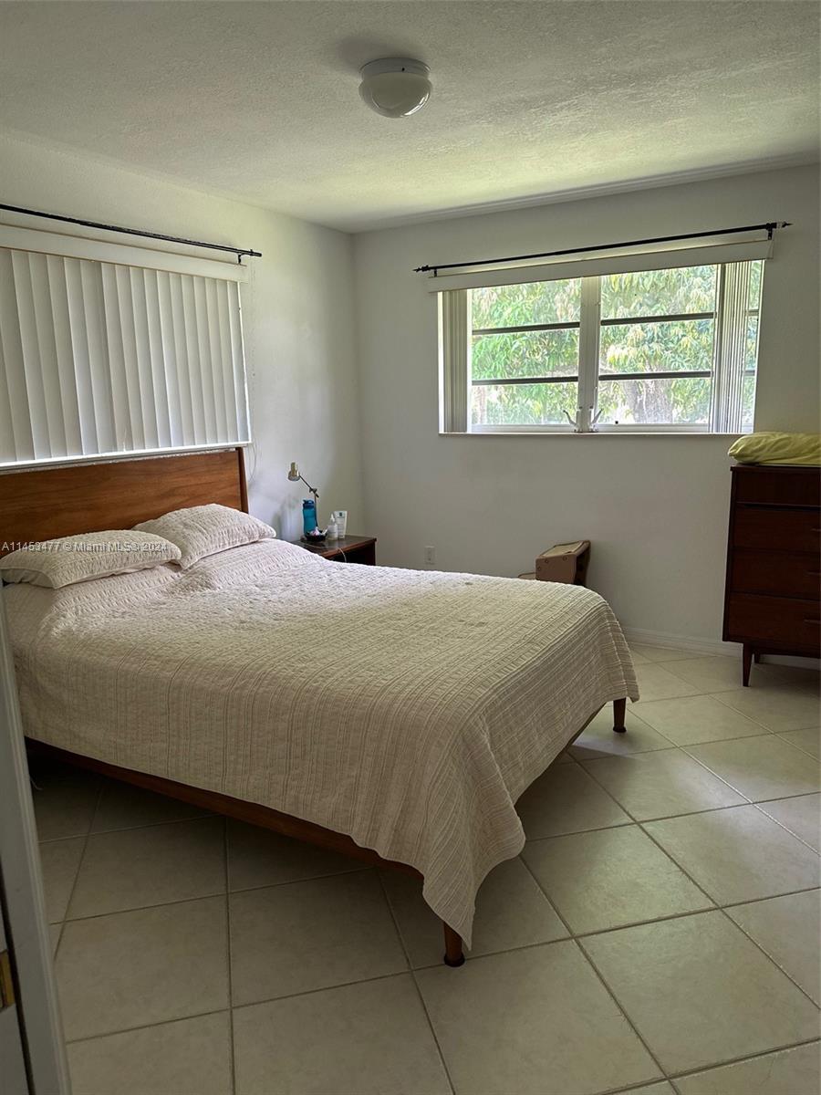 Cottage bedroom