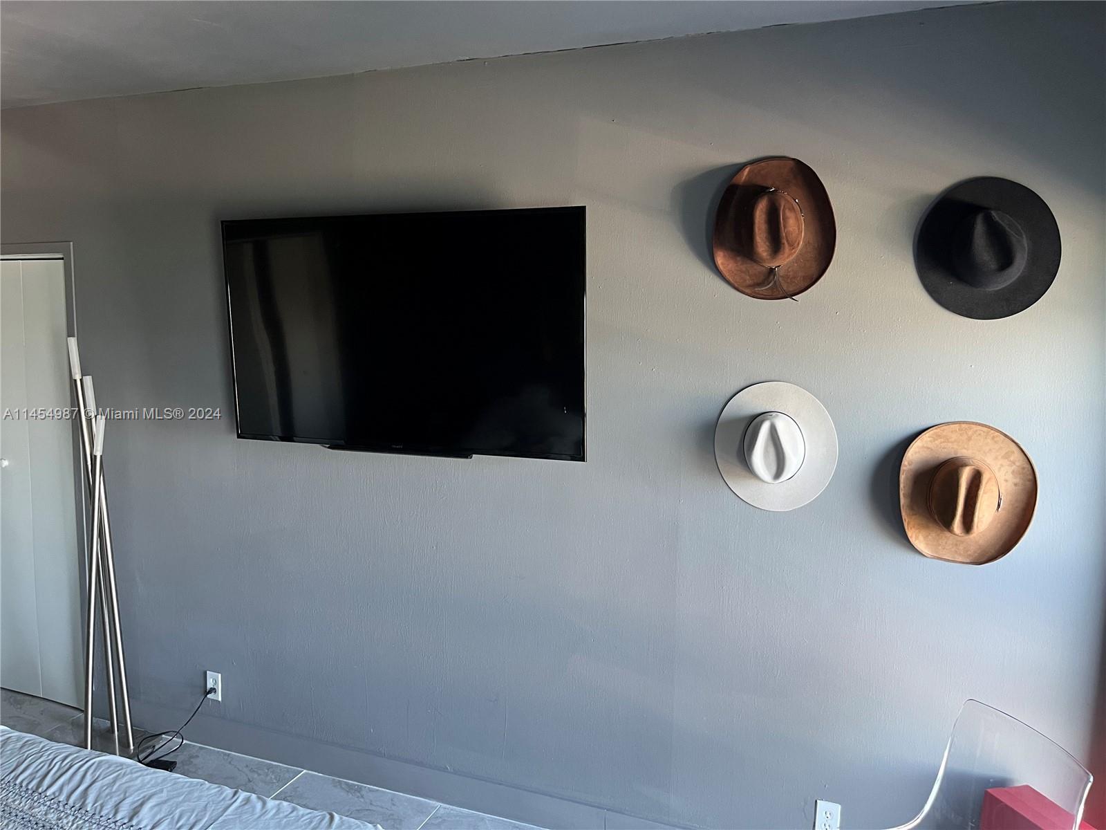 880 NE 69th St 5Q, Miami, Florida 33138, 1 Bedroom Bedrooms, ,1 BathroomBathrooms,Residentiallease,For Rent,880 NE 69th St 5Q,A11454987