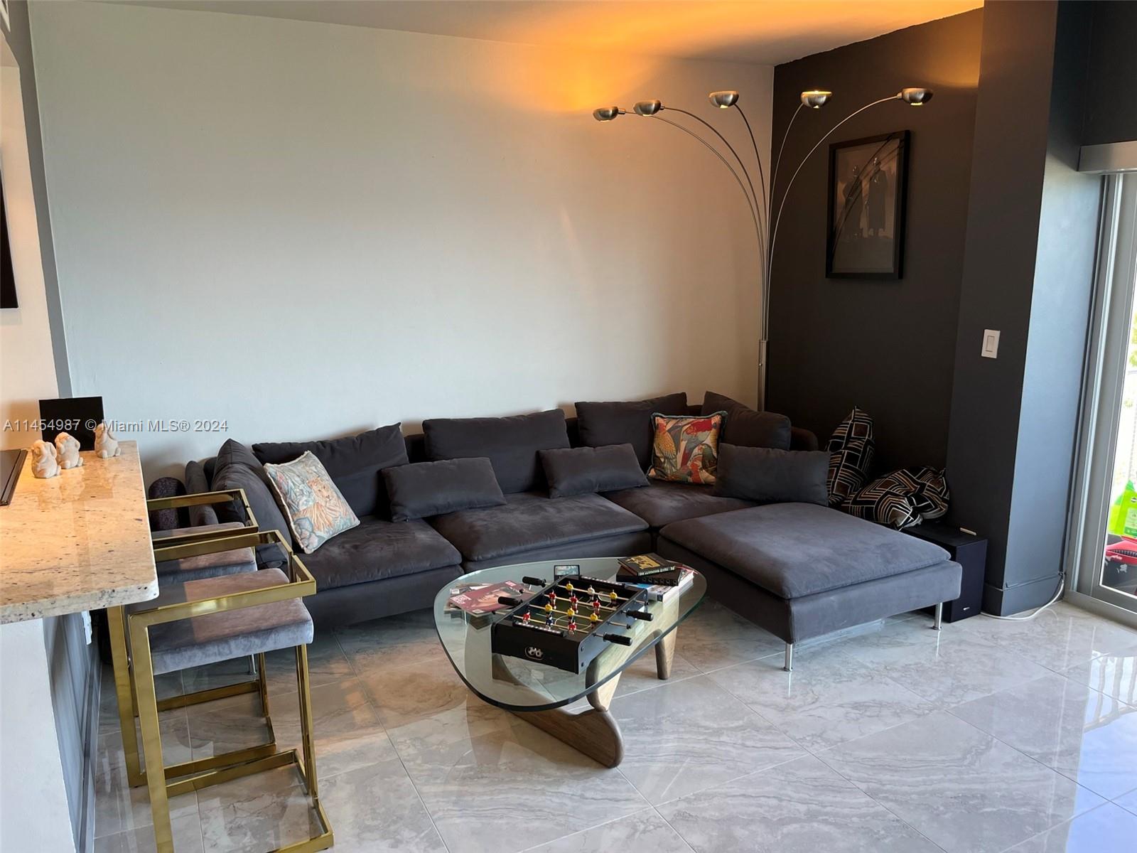 880 NE 69th St 5Q, Miami, Florida 33138, 1 Bedroom Bedrooms, ,1 BathroomBathrooms,Residentiallease,For Rent,880 NE 69th St 5Q,A11454987