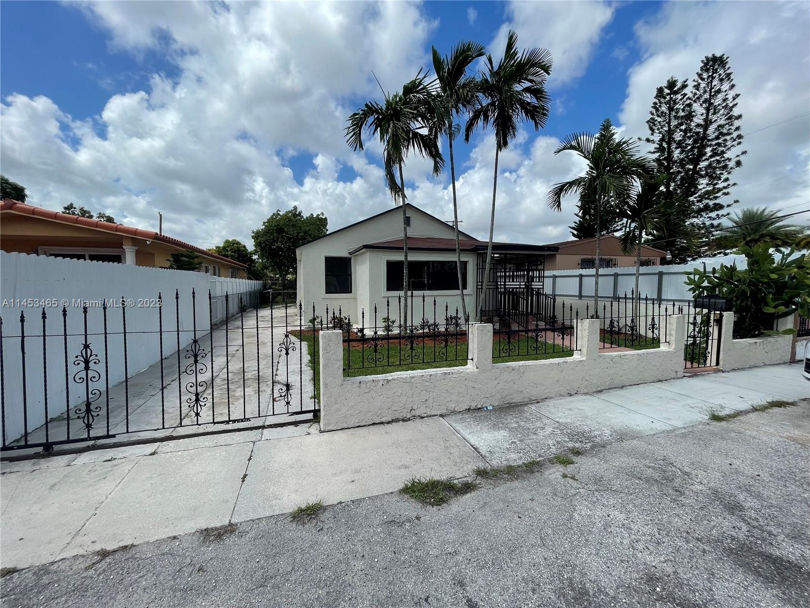 508 40th St, Hialeah, FL, 33013 United States, 3 Bedrooms Bedrooms, ,2 BathroomsBathrooms,Residential,For Sale,40th St,A11453465