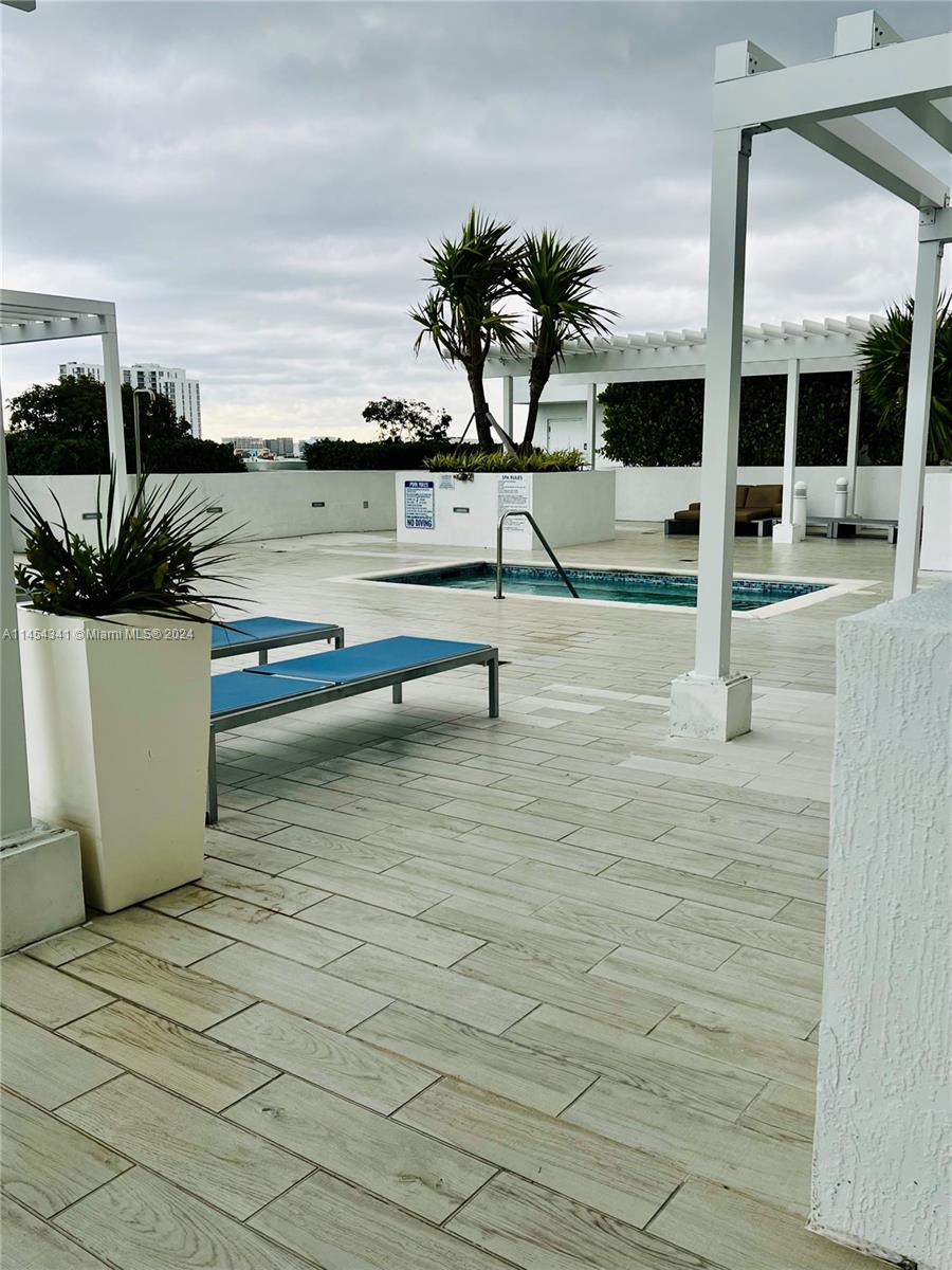 4250 Biscayne Blvd 1618, Miami, Florida 33137, 2 Bedrooms Bedrooms, ,2 BathroomsBathrooms,Residential,For Sale,4250 Biscayne Blvd 1618,A11454341