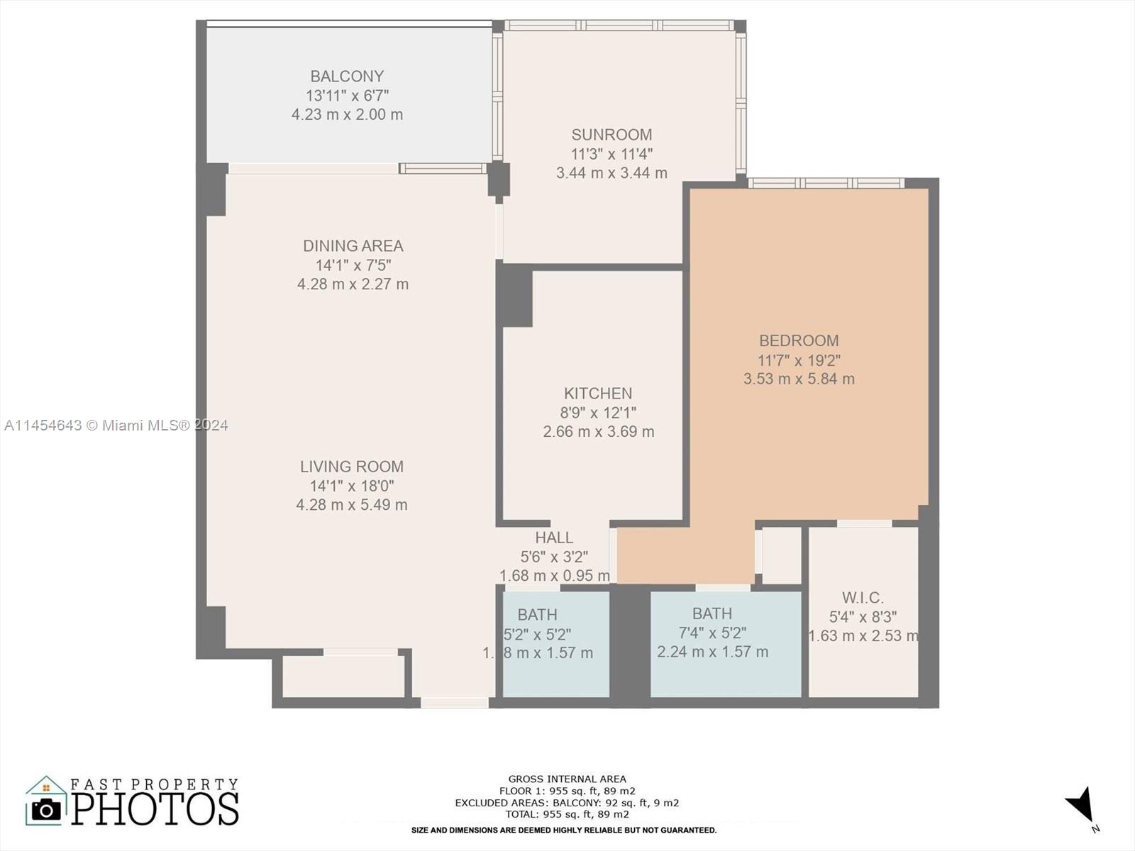 Bike, walking trail behind the building leading up to pool and ocean, cabanas