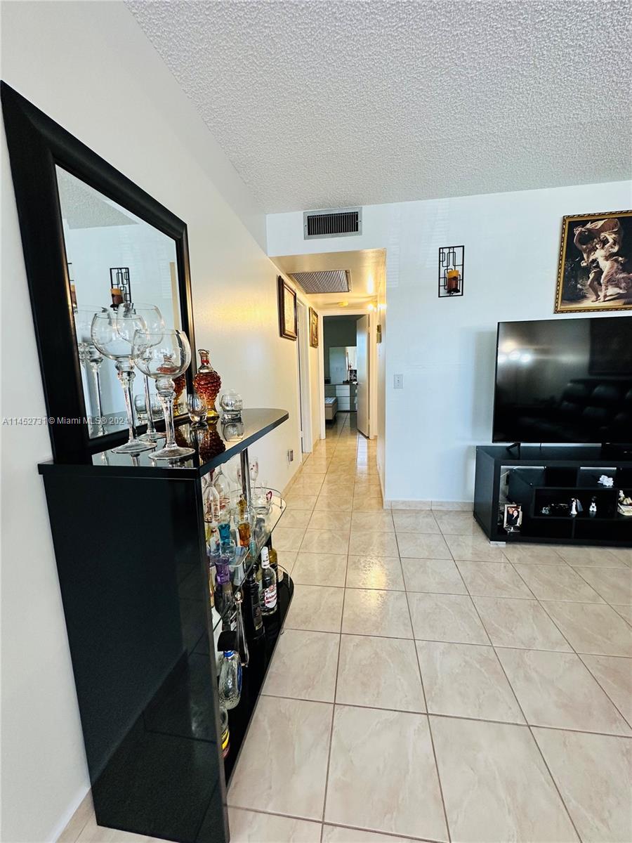 551 135th Ave, Pembroke Pines, FL, 33027 United States, 2 Bedrooms Bedrooms, ,1 BathroomBathrooms,Residential,For Sale,135th Ave,A11452731