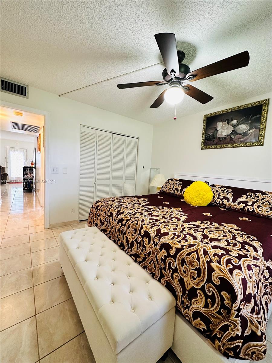 551 135th Ave, Pembroke Pines, FL, 33027 United States, 2 Bedrooms Bedrooms, ,1 BathroomBathrooms,Residential,For Sale,135th Ave,A11452731