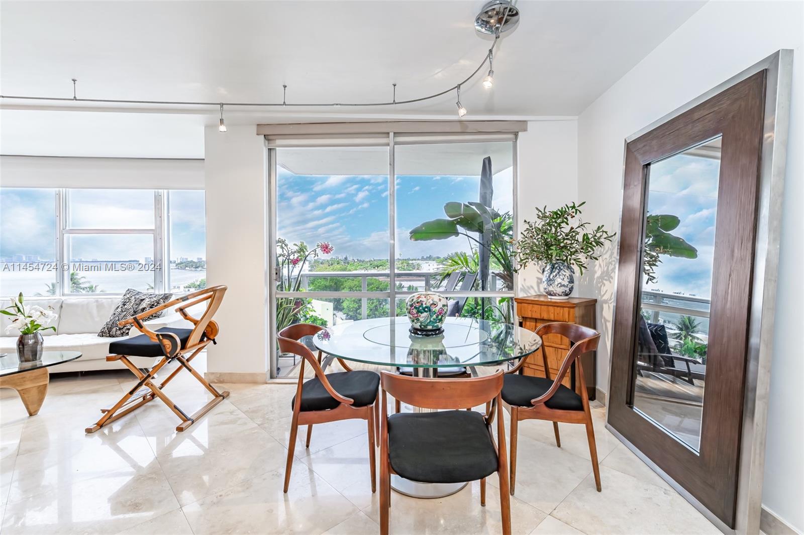 900 Bay Dr 519, Miami Beach, Florida 33141, 1 Bedroom Bedrooms, ,1 BathroomBathrooms,Residential,For Sale,900 Bay Dr 519,A11454724