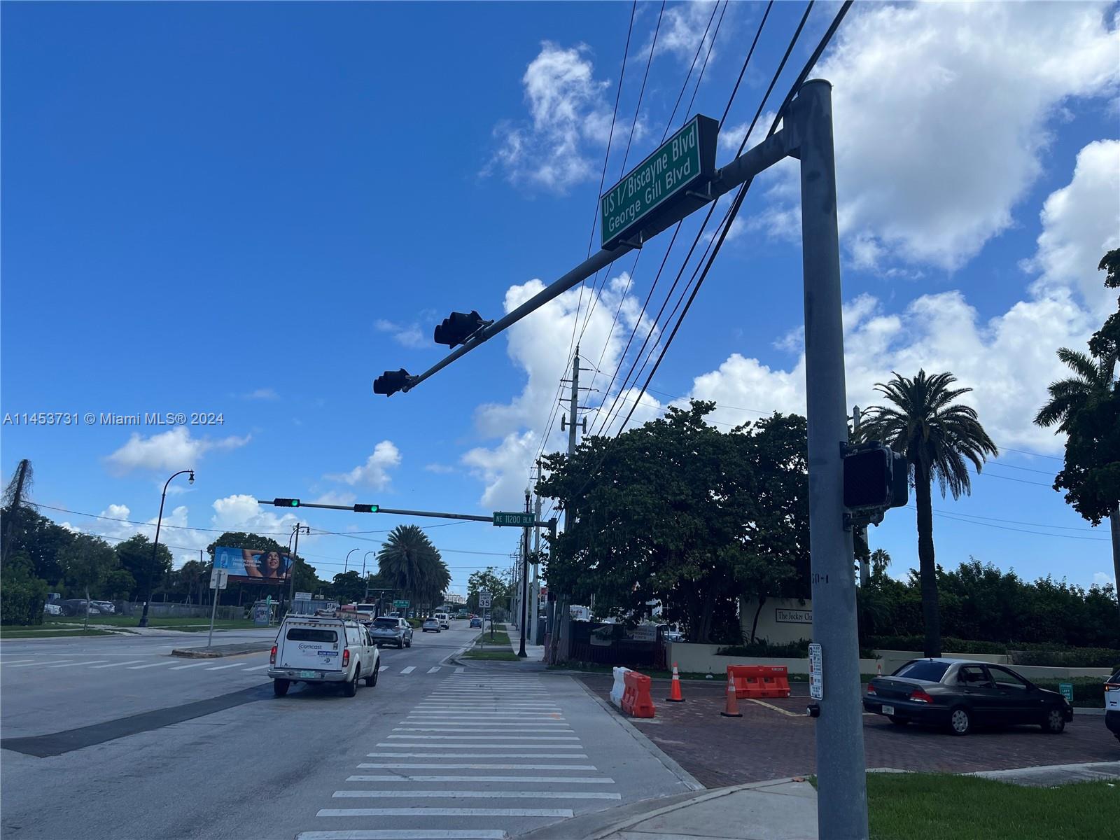 View of Biscayne blvd (US-1) and 111 street.