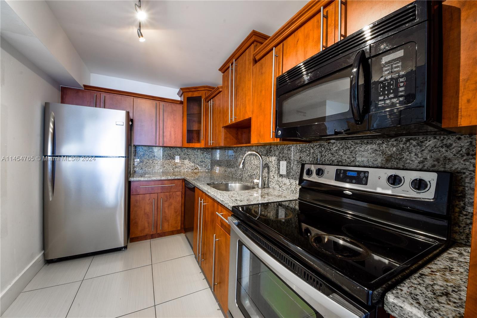 Spacious kitchen.