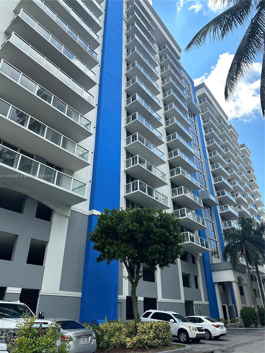 5085 7th St, Miami, FL, 33126 United States, 2 Bedrooms Bedrooms, ,2 BathroomsBathrooms,Residential,For Sale,7th St,A11455985