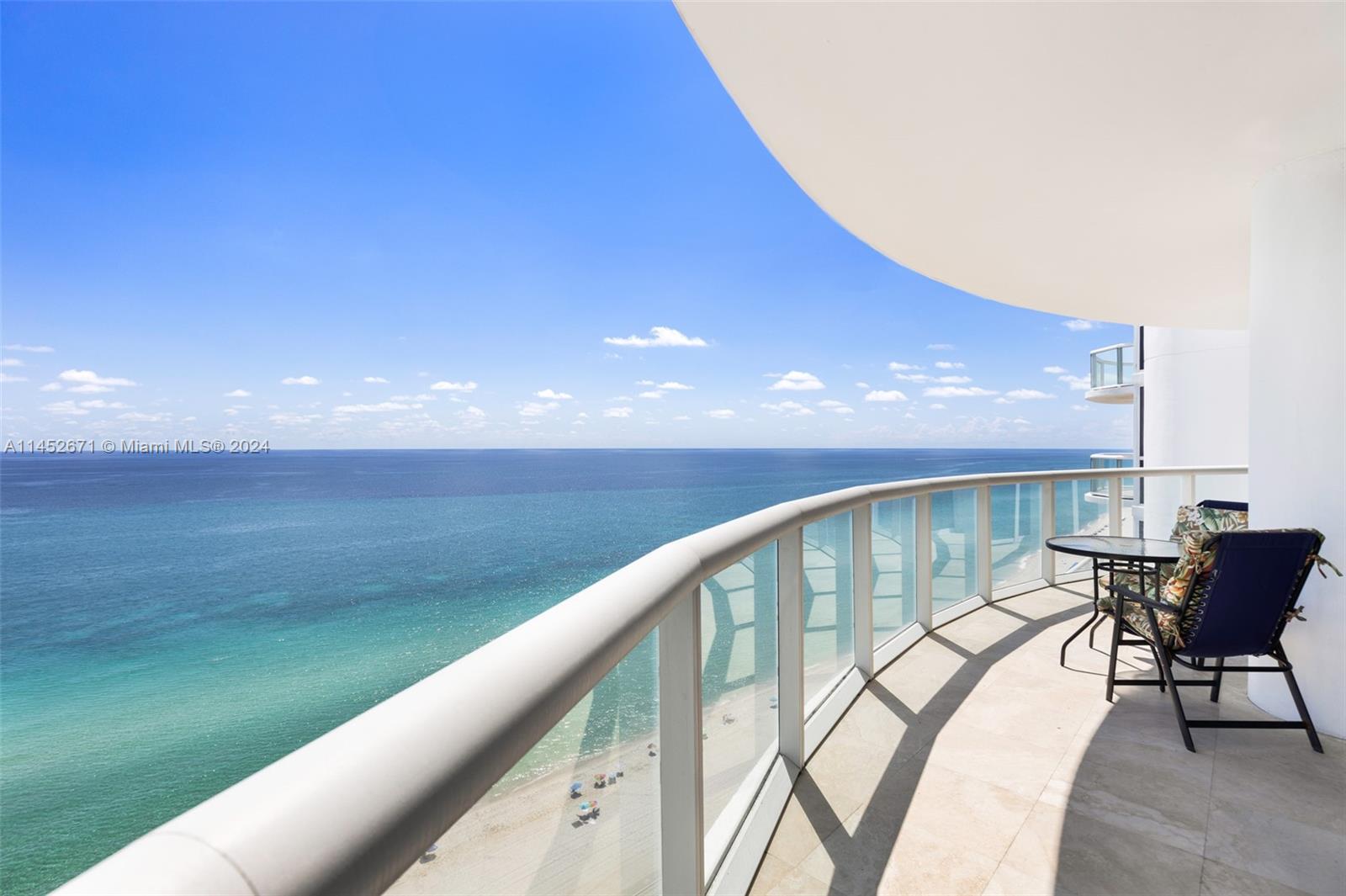 6365 Collins Ave 2102, Miami Beach, Florida 33141, 2 Bedrooms Bedrooms, ,2 BathroomsBathrooms,Residential,For Sale,6365 Collins Ave 2102,A11452671