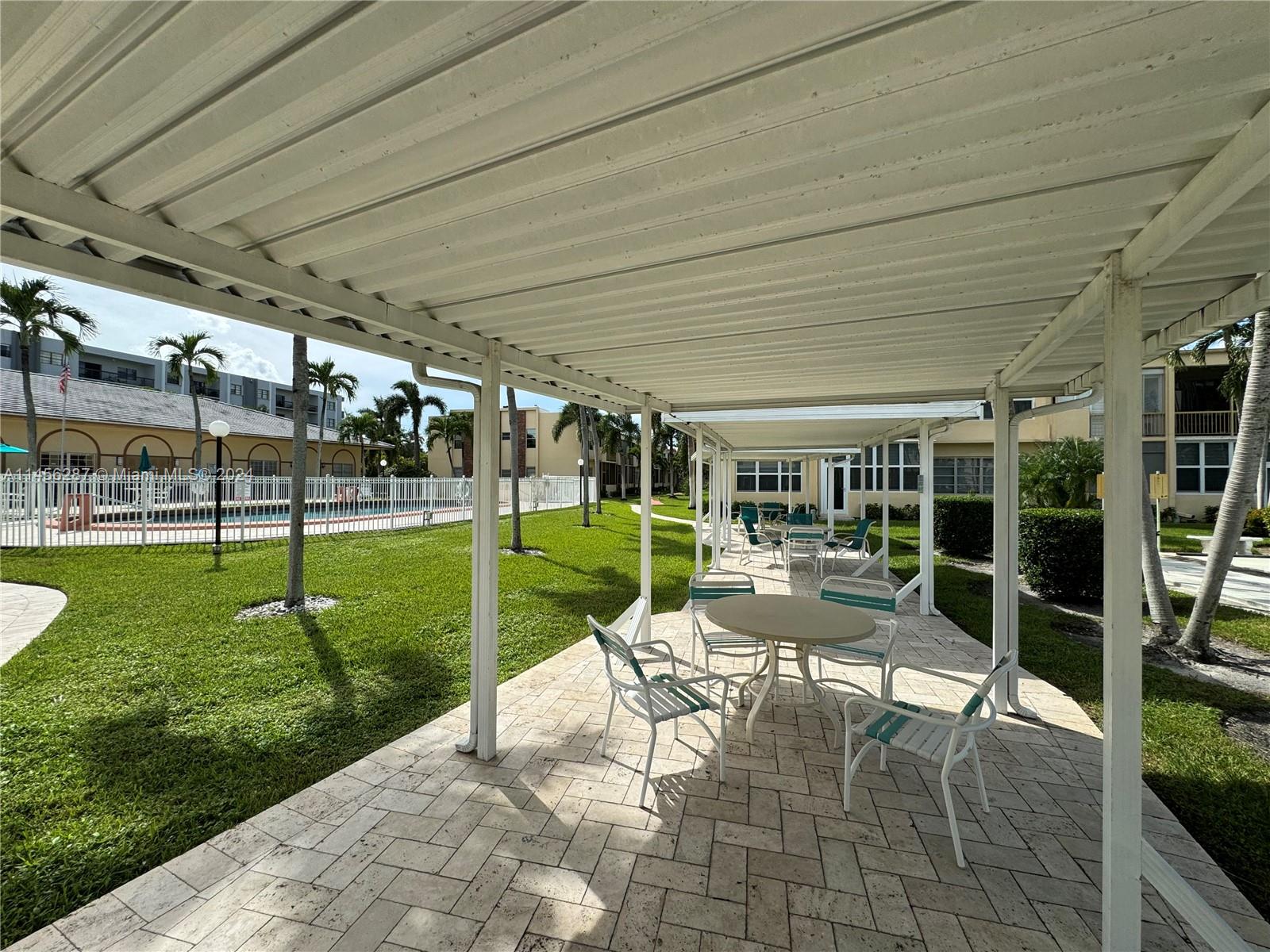 851 NE 14th Ave 417, Hallandale Beach, Florida 33009, 1 Bedroom Bedrooms, ,2 BathroomsBathrooms,Residentiallease,For Rent,851 NE 14th Ave 417,A11456287