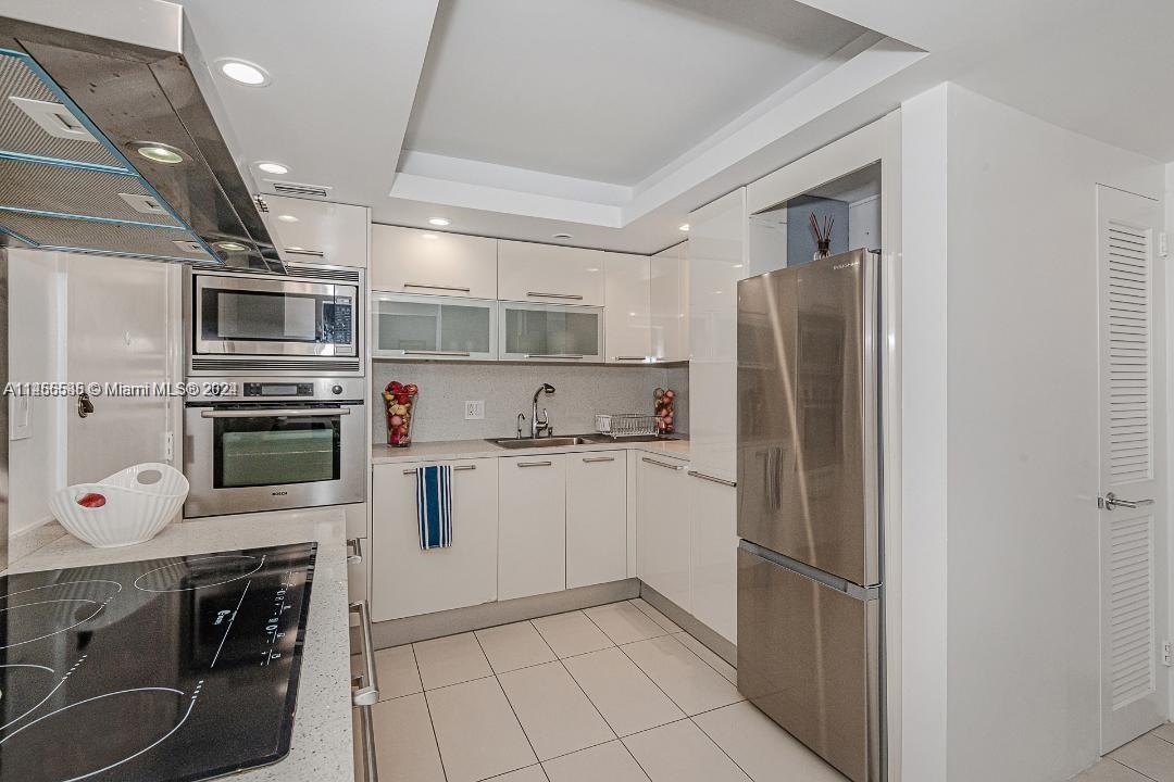 5151 Collins Ave 1029, Miami Beach, Florida 33140, 2 Bedrooms Bedrooms, ,2 BathroomsBathrooms,Residential,For Sale,5151 Collins Ave 1029,A11456535