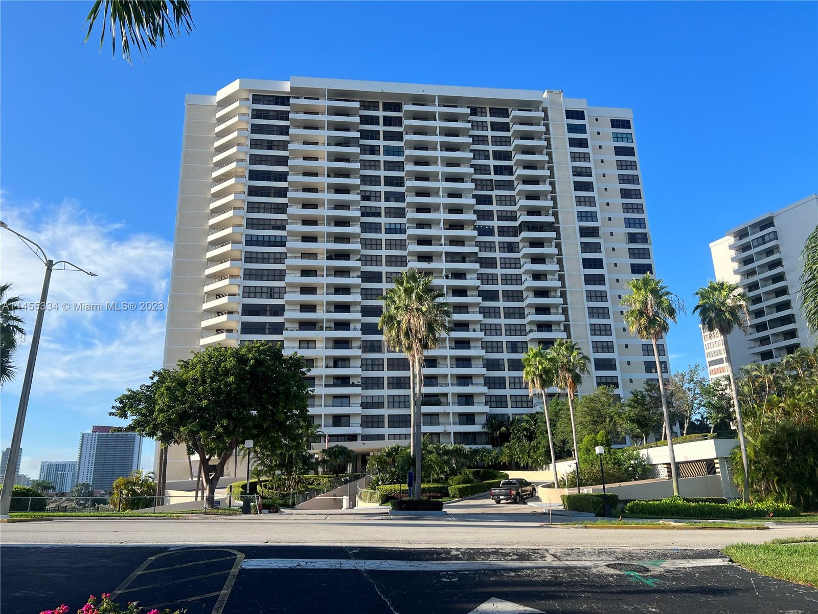 2500 Parkview Dr 1616, Hallandale Beach, FL 33009, 2 Bedrooms Bedrooms, ,2 BathroomsBathrooms,Residential,For Sale,Parkview Dr,A11455334