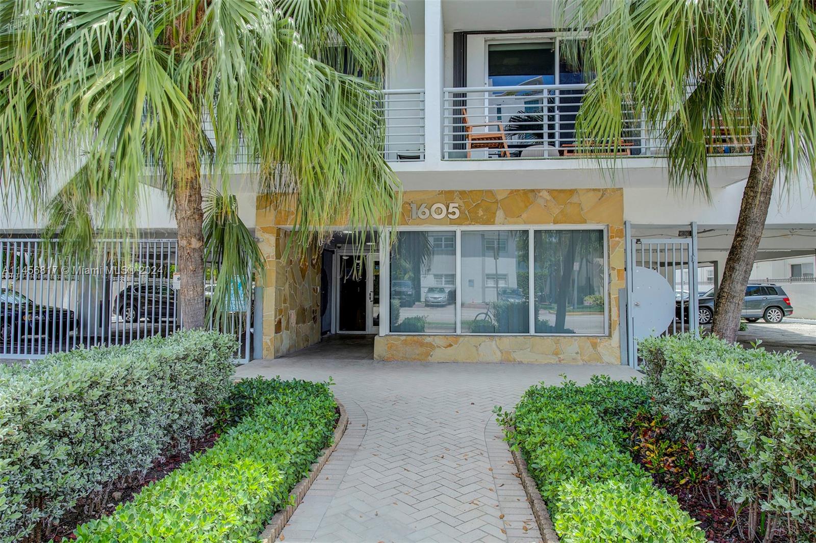 1605 Bay Rd, Miami Beach, FL, 33139 United States, 2 Bedrooms Bedrooms, ,2 BathroomsBathrooms,Residential,For Sale,Bay Rd,A11456817