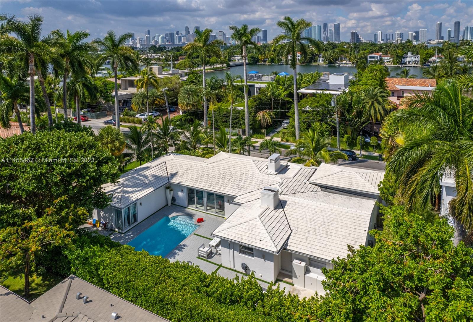 511 Dilido Dr, Miami Beach, FL, 33139 United States, 4 Bedrooms Bedrooms, ,4 BathroomsBathrooms,Residential,For Sale,Dilido Dr,A11455467