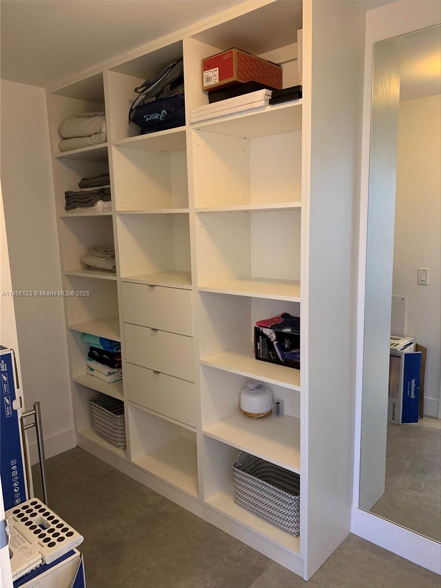 16385 Biscayne Blvd 1417, North Miami Beach, Florida 33160, 2 Bedrooms Bedrooms, ,2 BathroomsBathrooms,Residential,For Sale,16385 Biscayne Blvd 1417,A11456123
